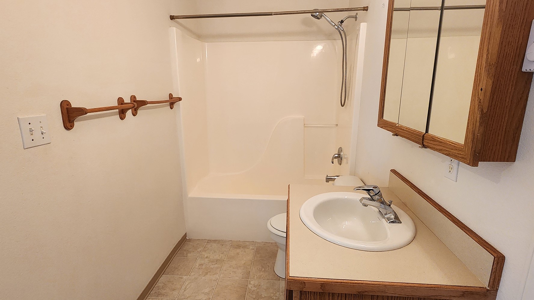 6 A Avenue A & B Property Photo 20