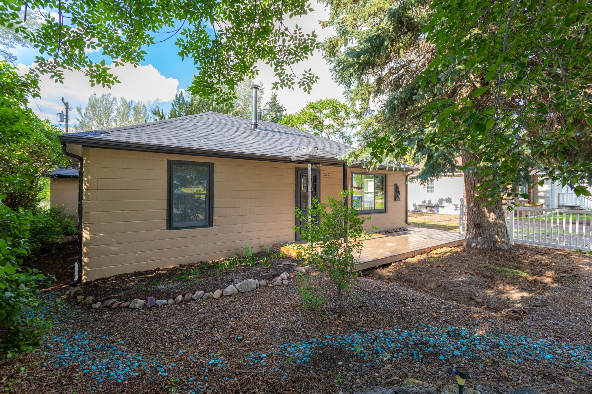 1217 10th Avenue Sw Property Photo 3