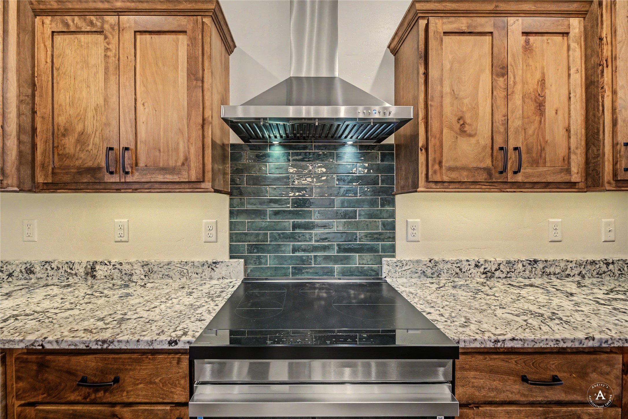 7175 Jenroe Drive Property Photo 15