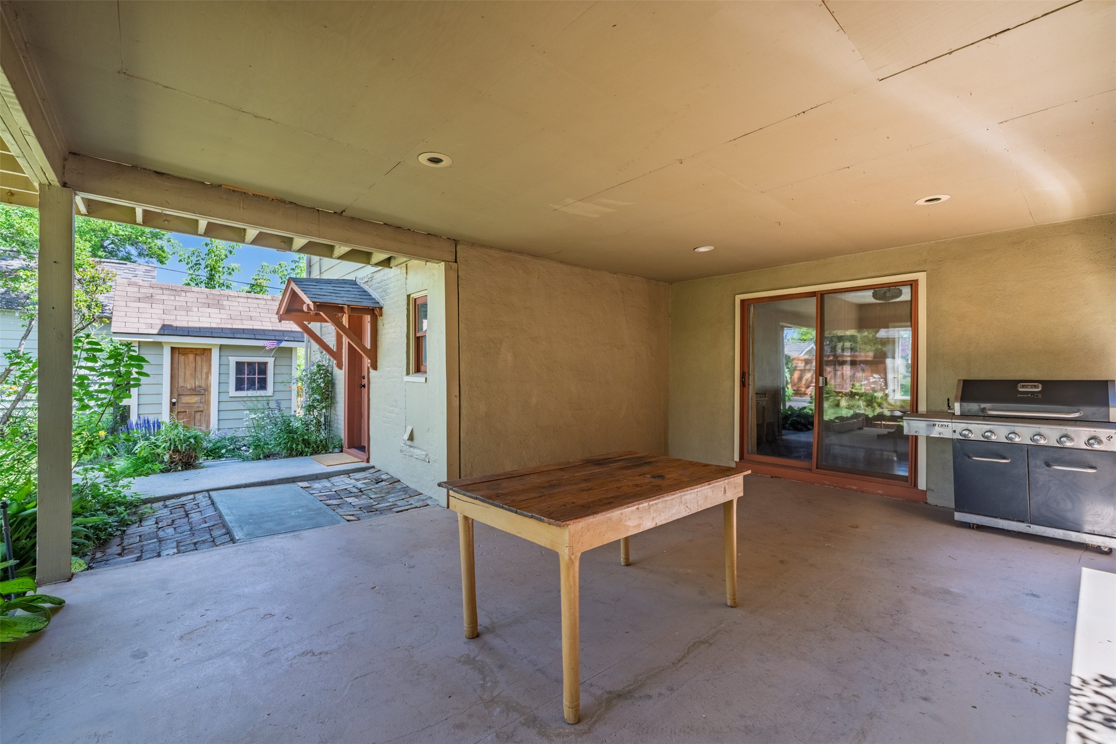 712 N Rodney Street Property Photo 60