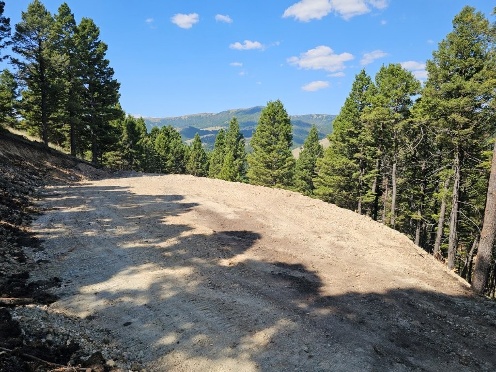 Banner Clancy Creek Road Property Photo 8