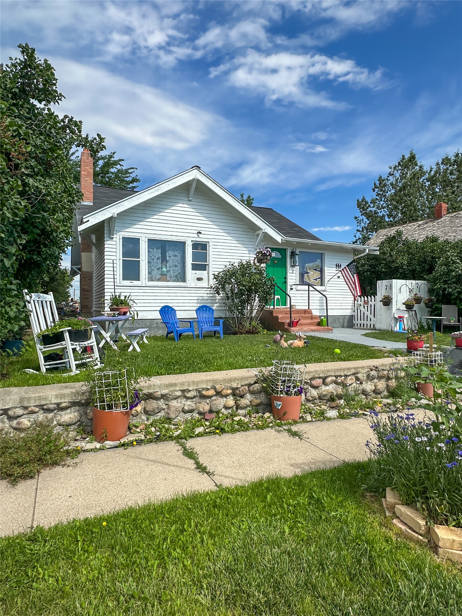 18 2nd Avenue Se Property Photo 1