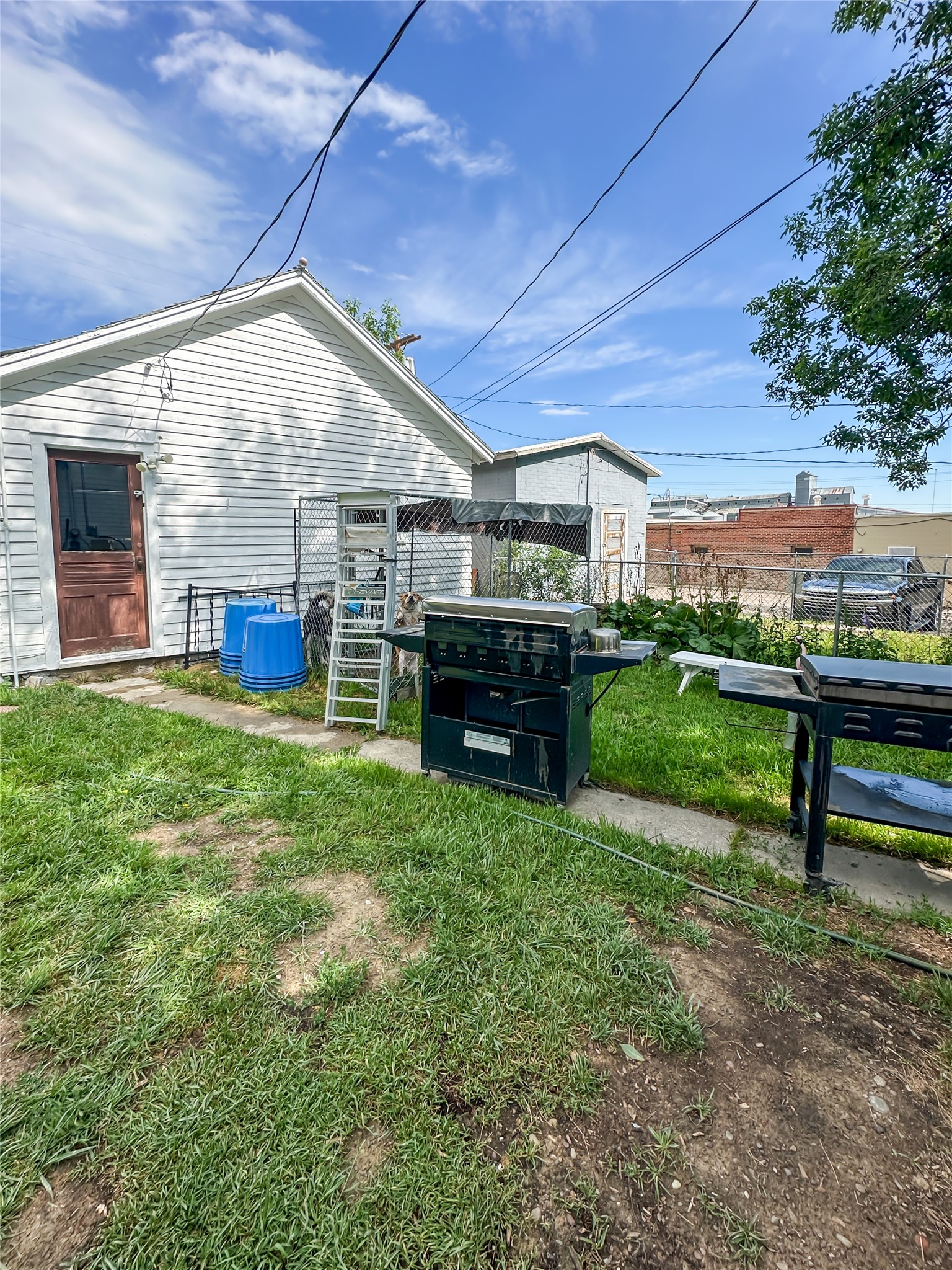 18 2nd Avenue Se Property Photo 40