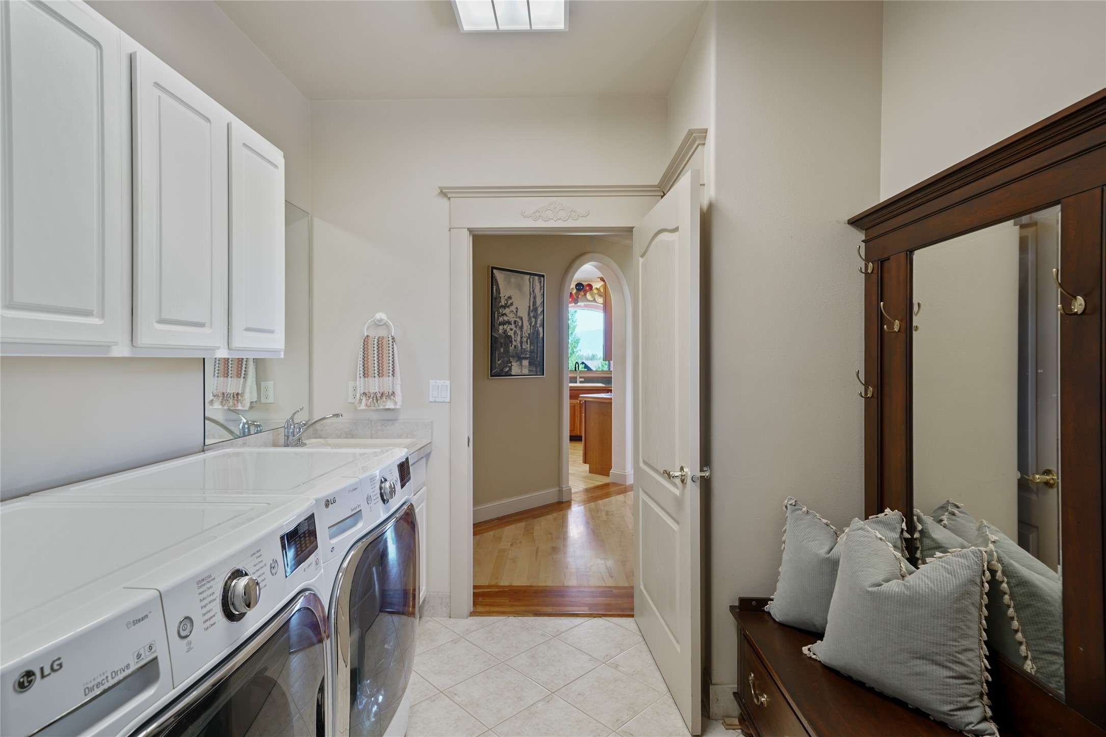 1343 Candlelight Drive Property Photo 44