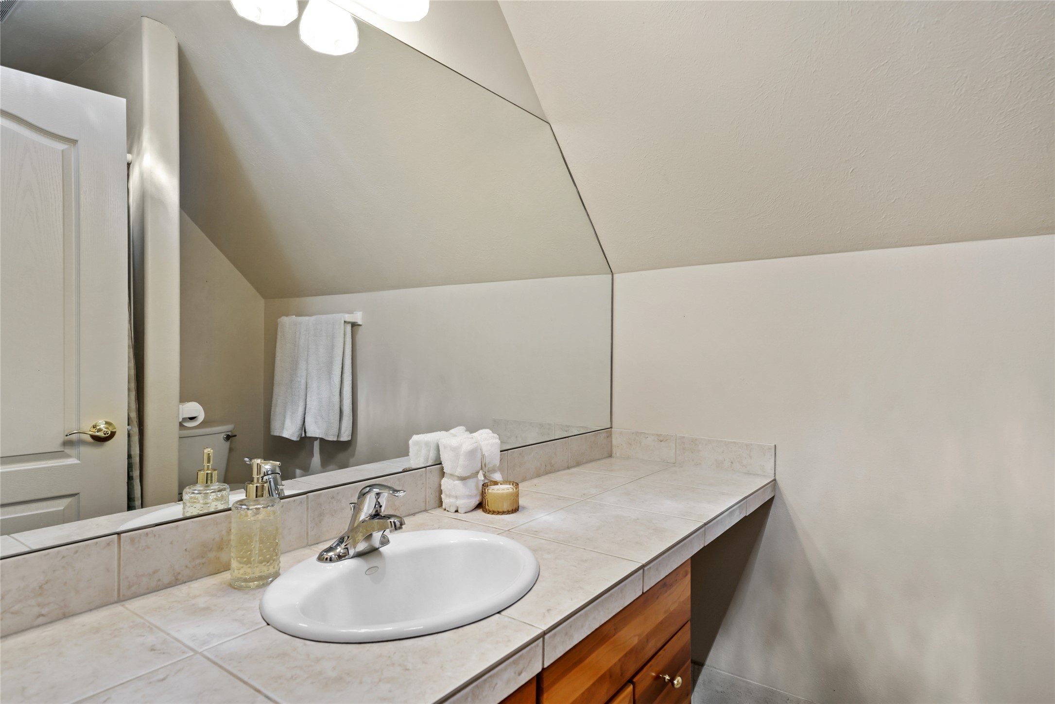 1343 Candlelight Drive Property Photo 53