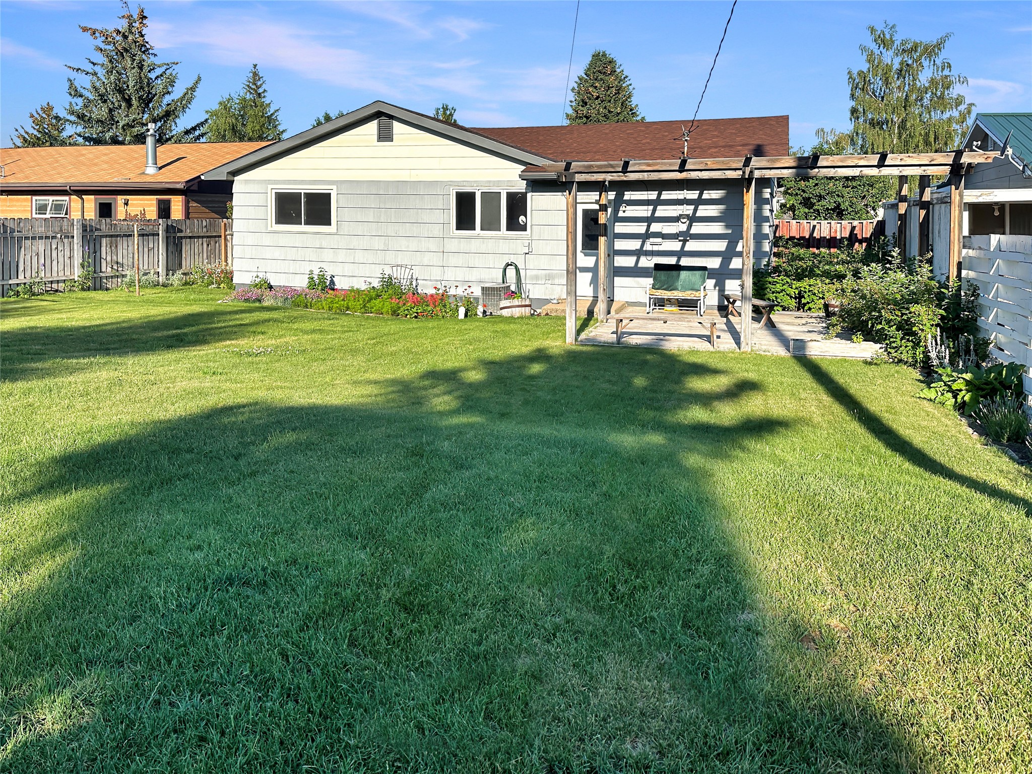 421 8th Avenue S Property Photo 3