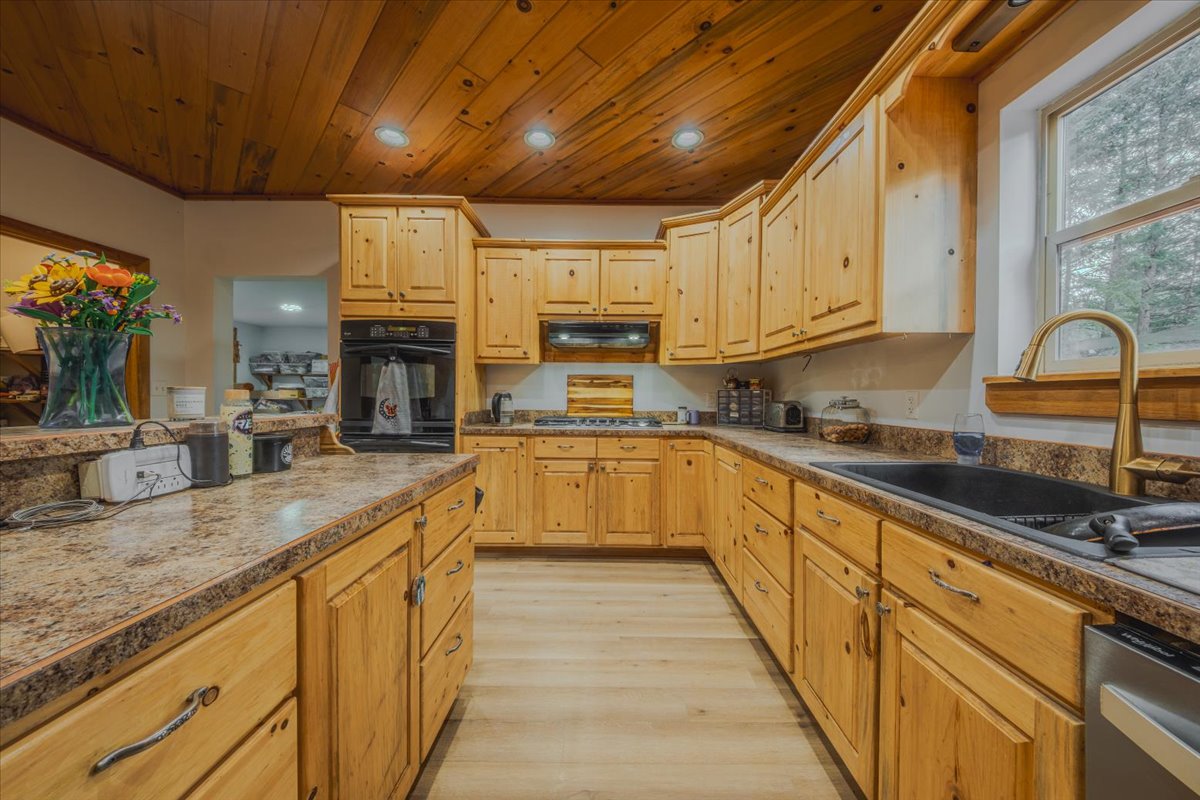 65 Moose Farm Road Property Photo 40