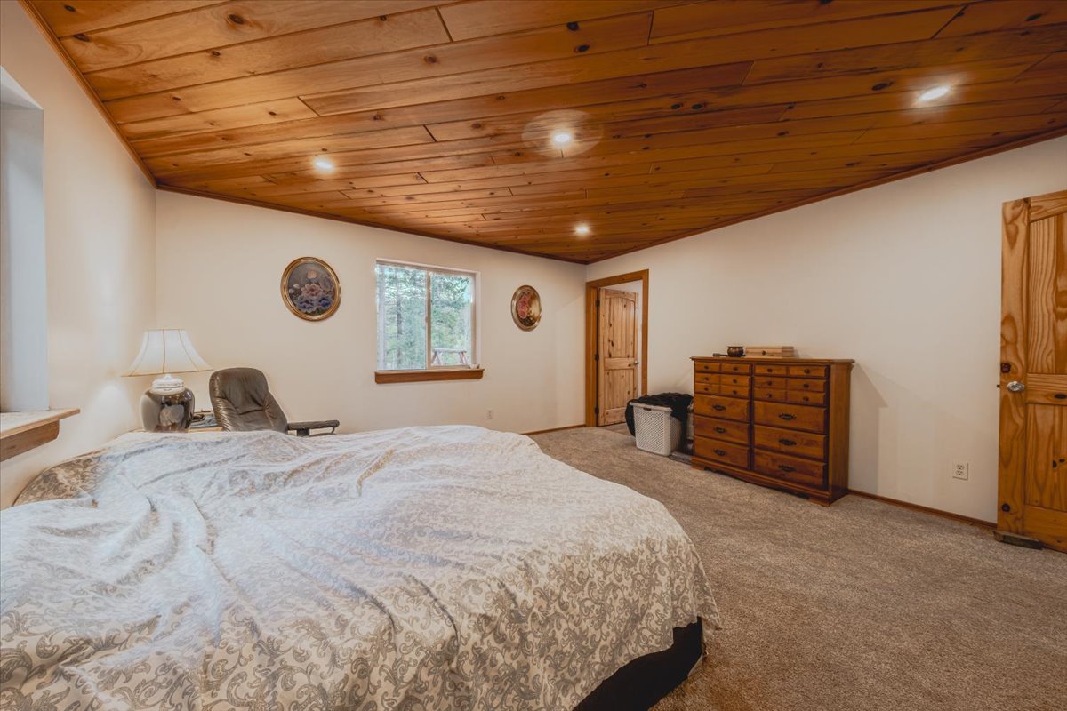 65 Moose Farm Road Property Photo 55