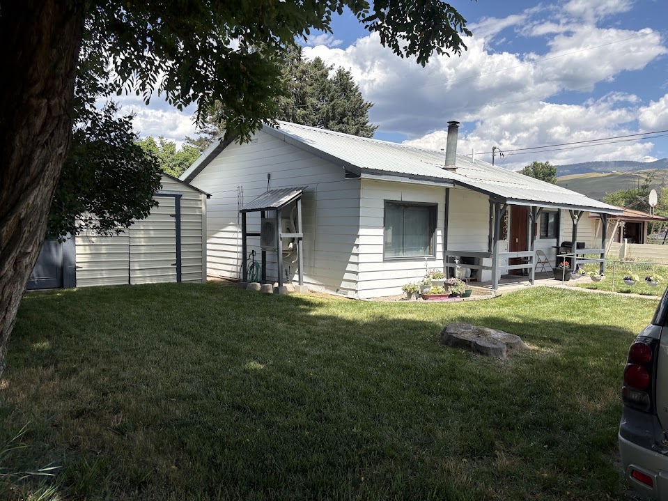 804 S 1st Avenue Property Photo 1