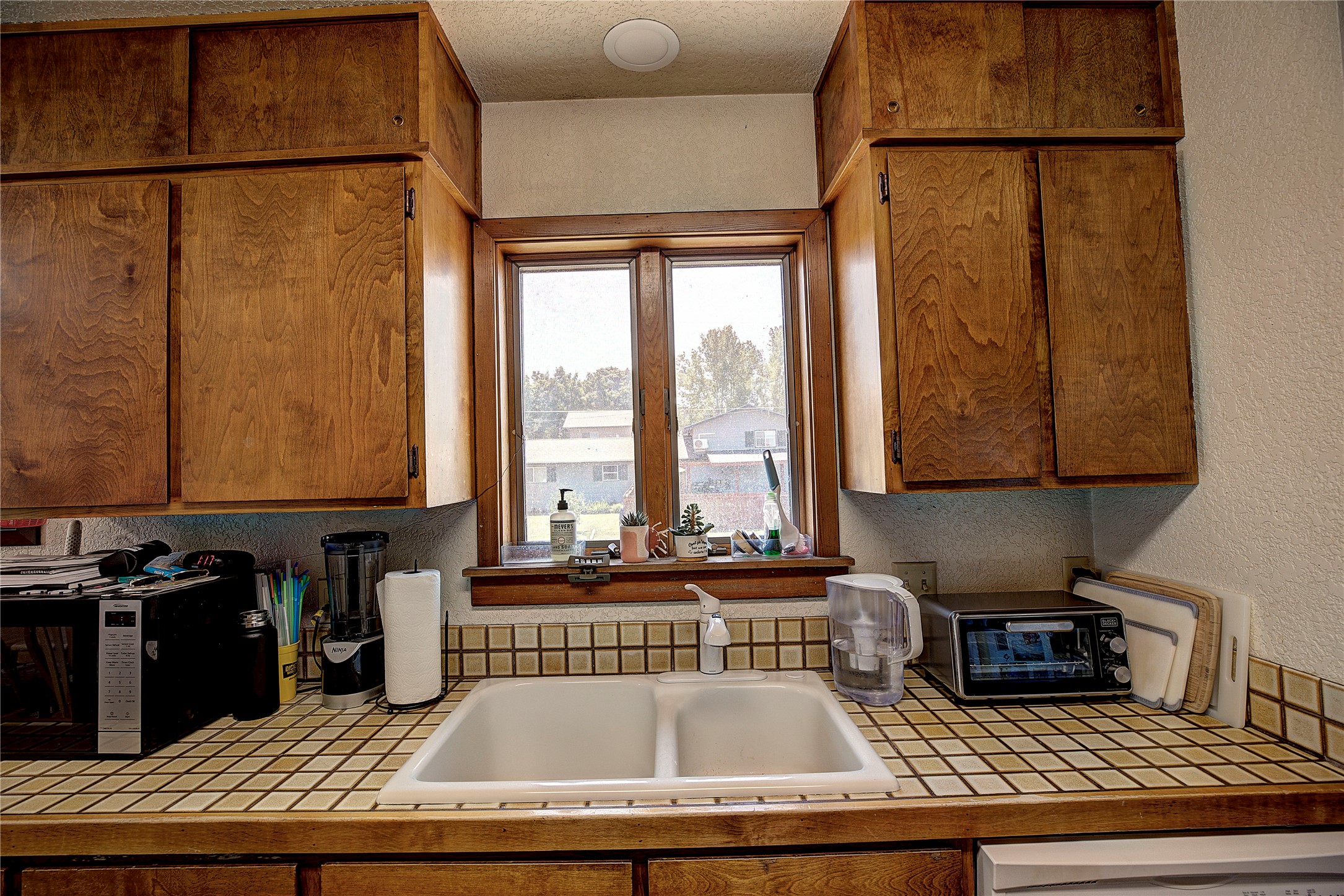 1308 5th Street E Property Photo 6