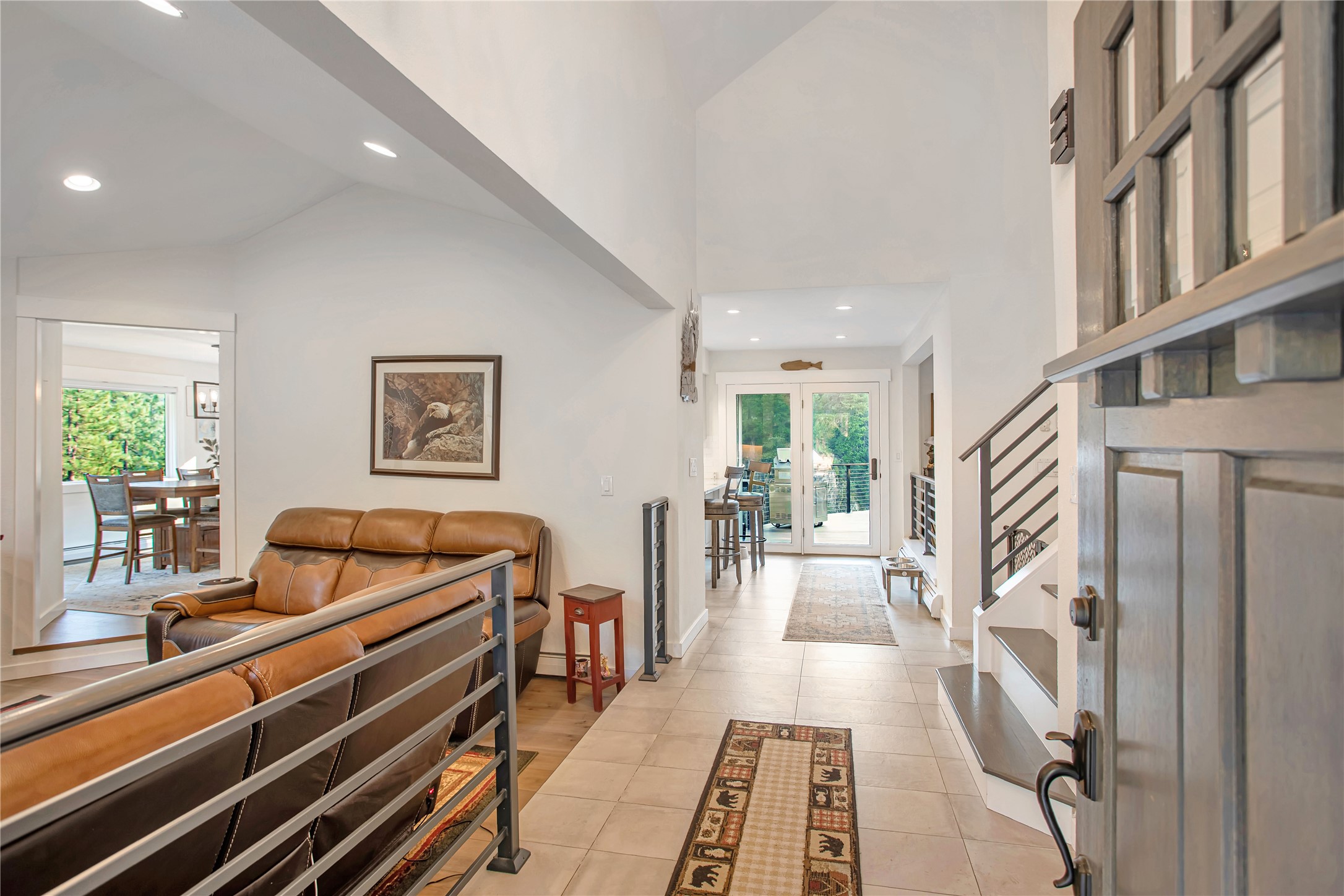 221 Whitewater Heights Property Photo 4