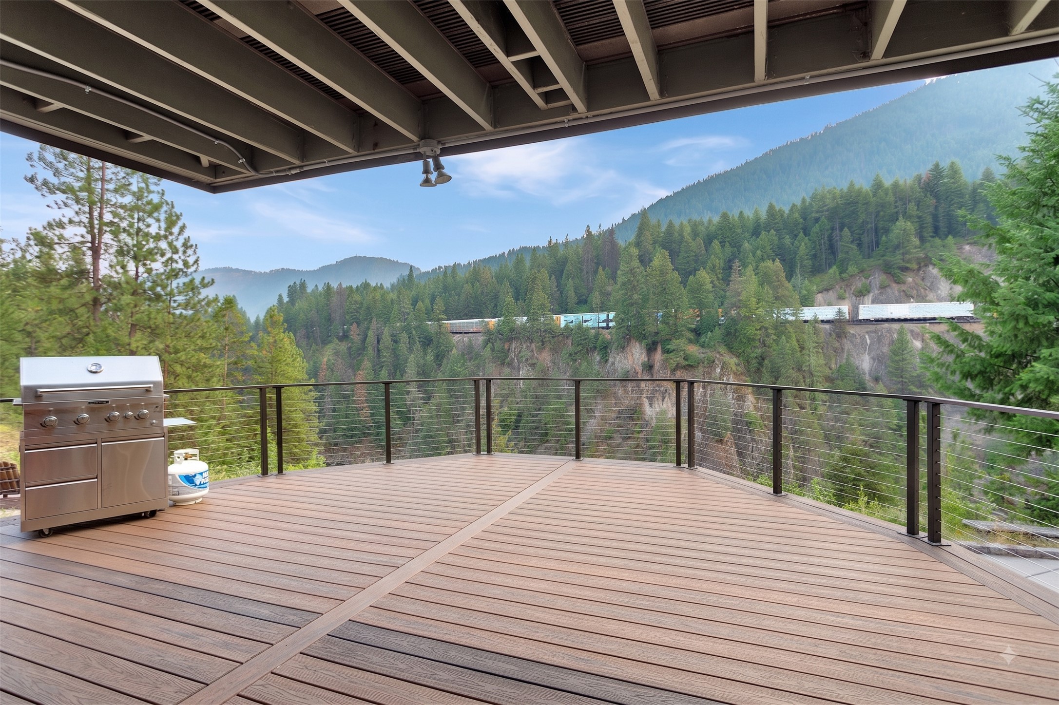 221 Whitewater Heights Property Photo 13