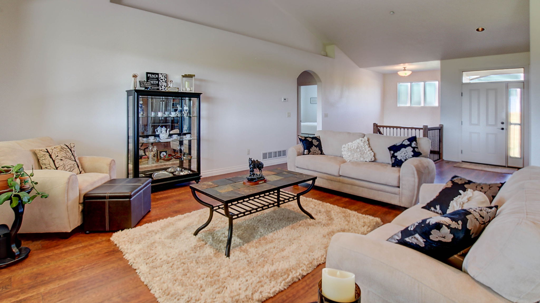 9758 Platinum Court Property Photo 7