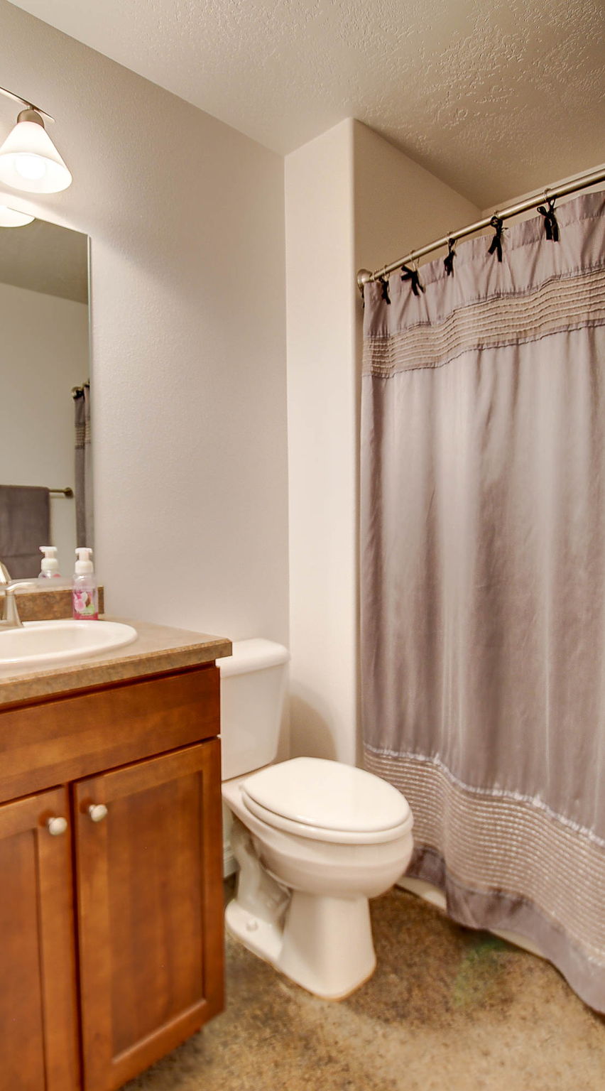 9758 Platinum Court Property Photo 29