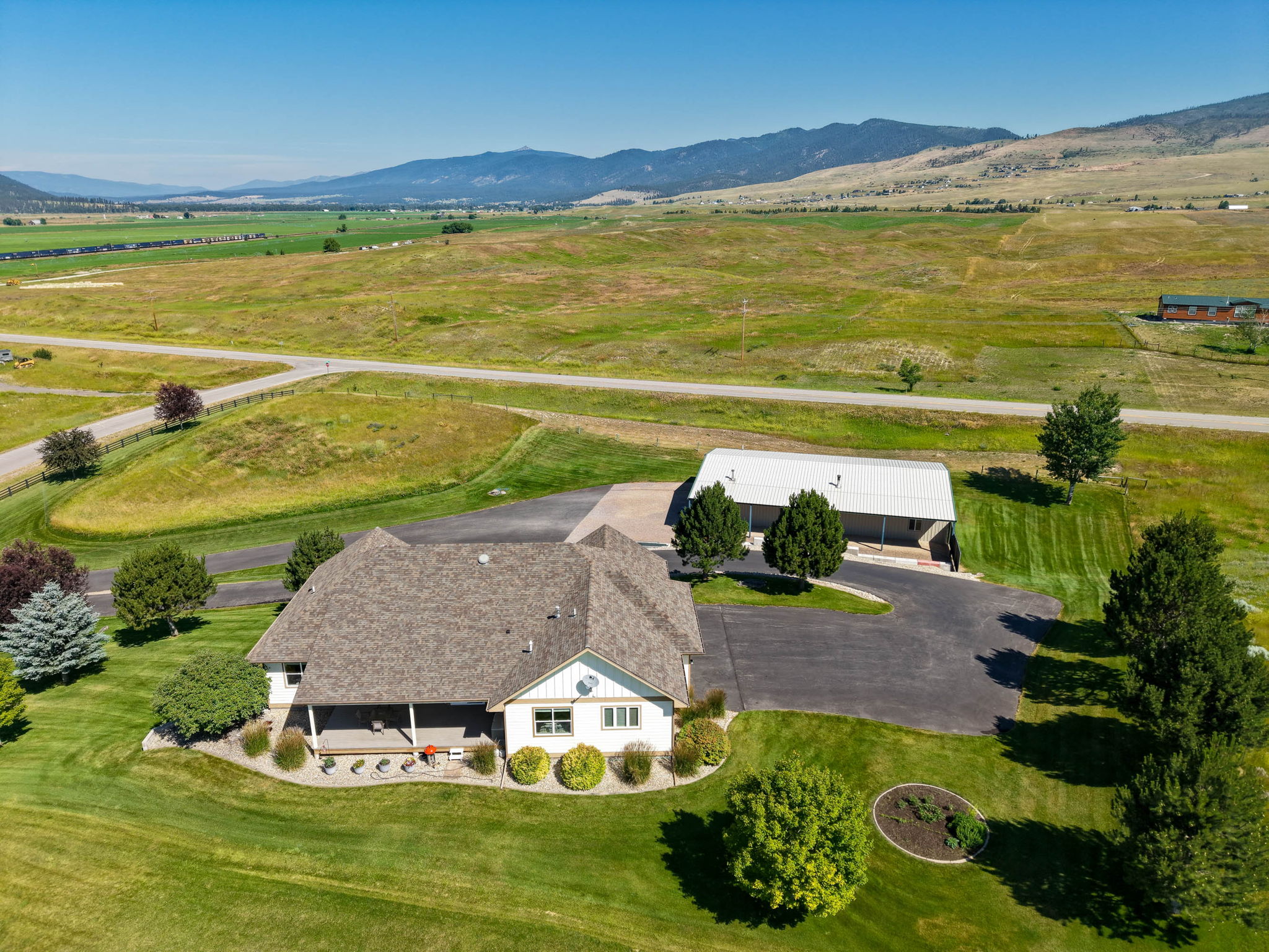9758 Platinum Court Property Photo 62
