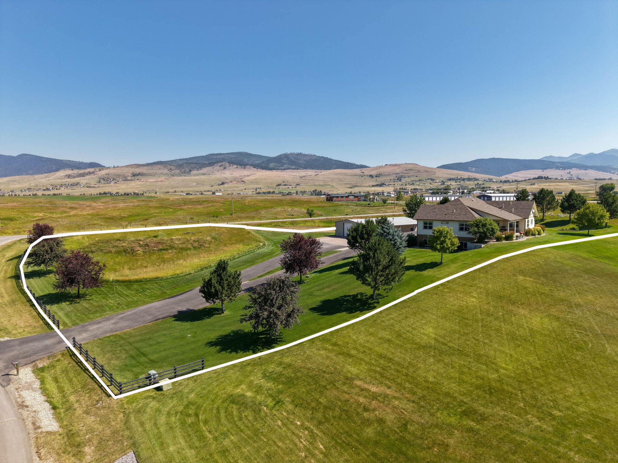 9758 Platinum Court Property Photo 73