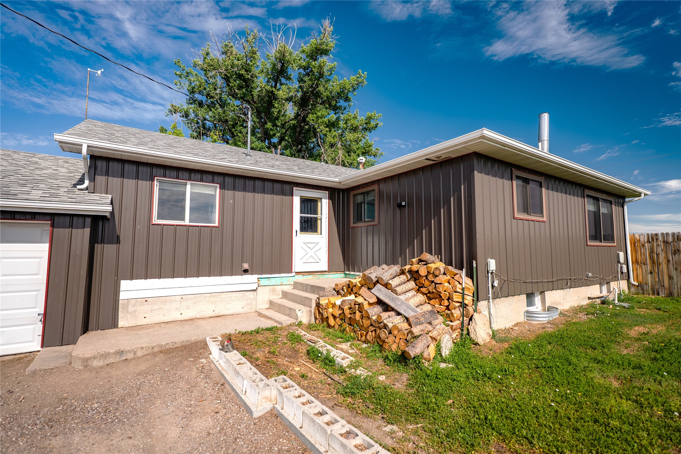 12854 Mt Highway 200 Property Photo 7