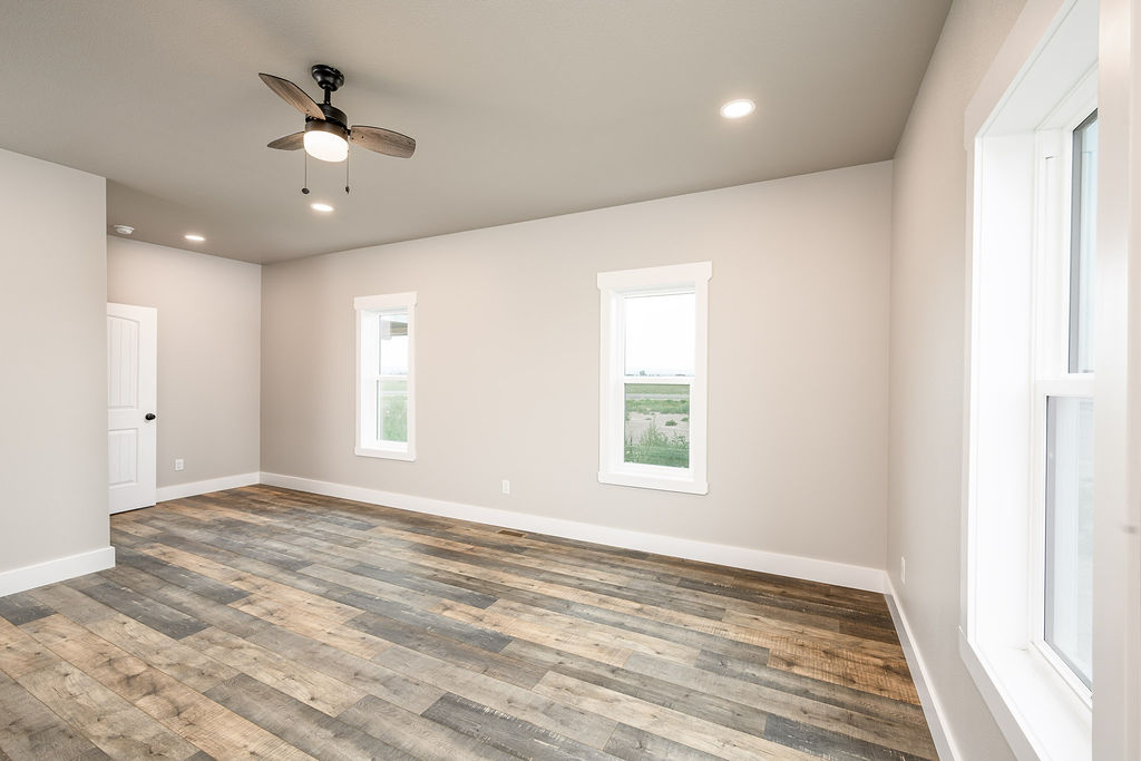 7429 Barbed Wire Drive Property Photo 8