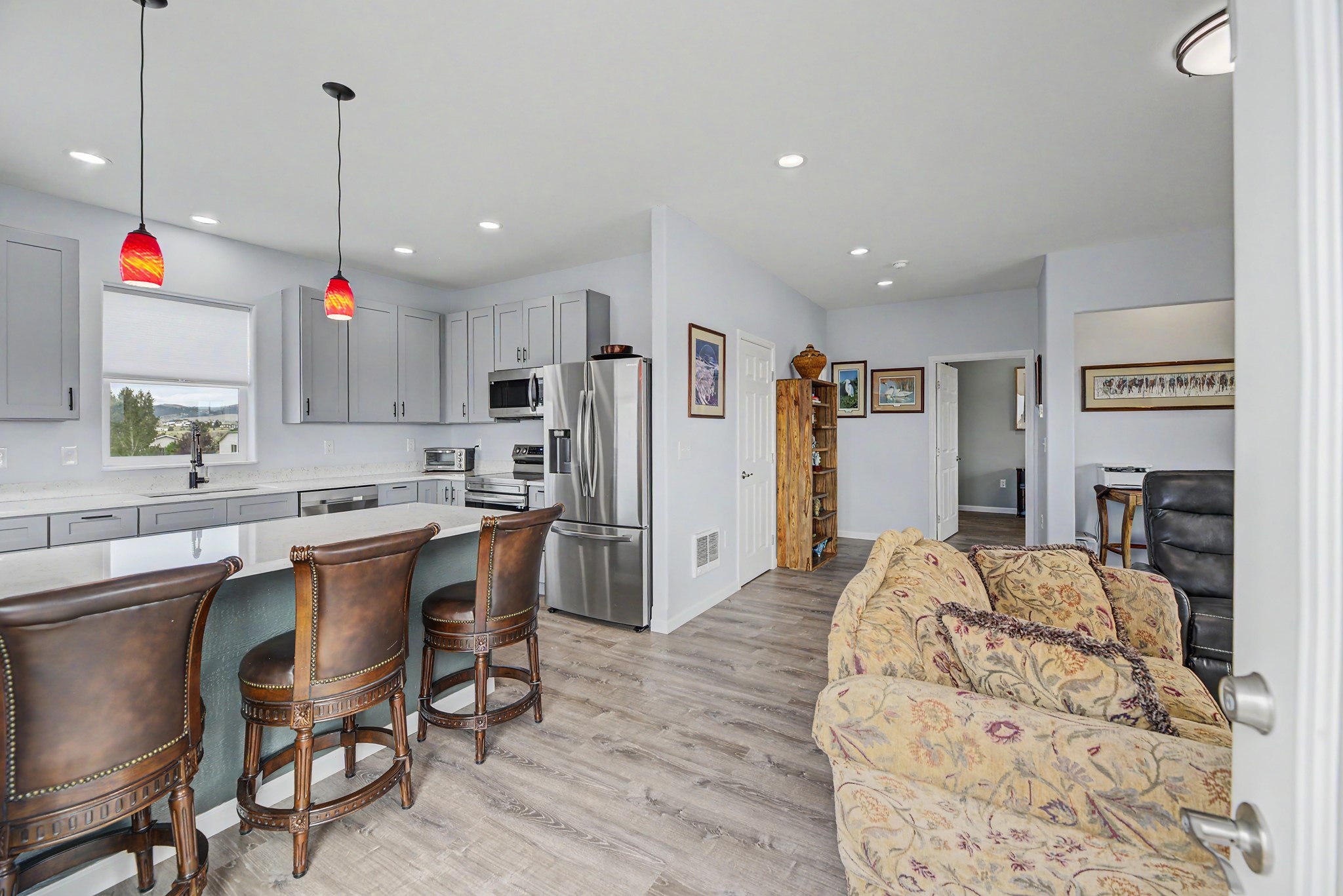 8455 Oreilly Drive Property Photo 4