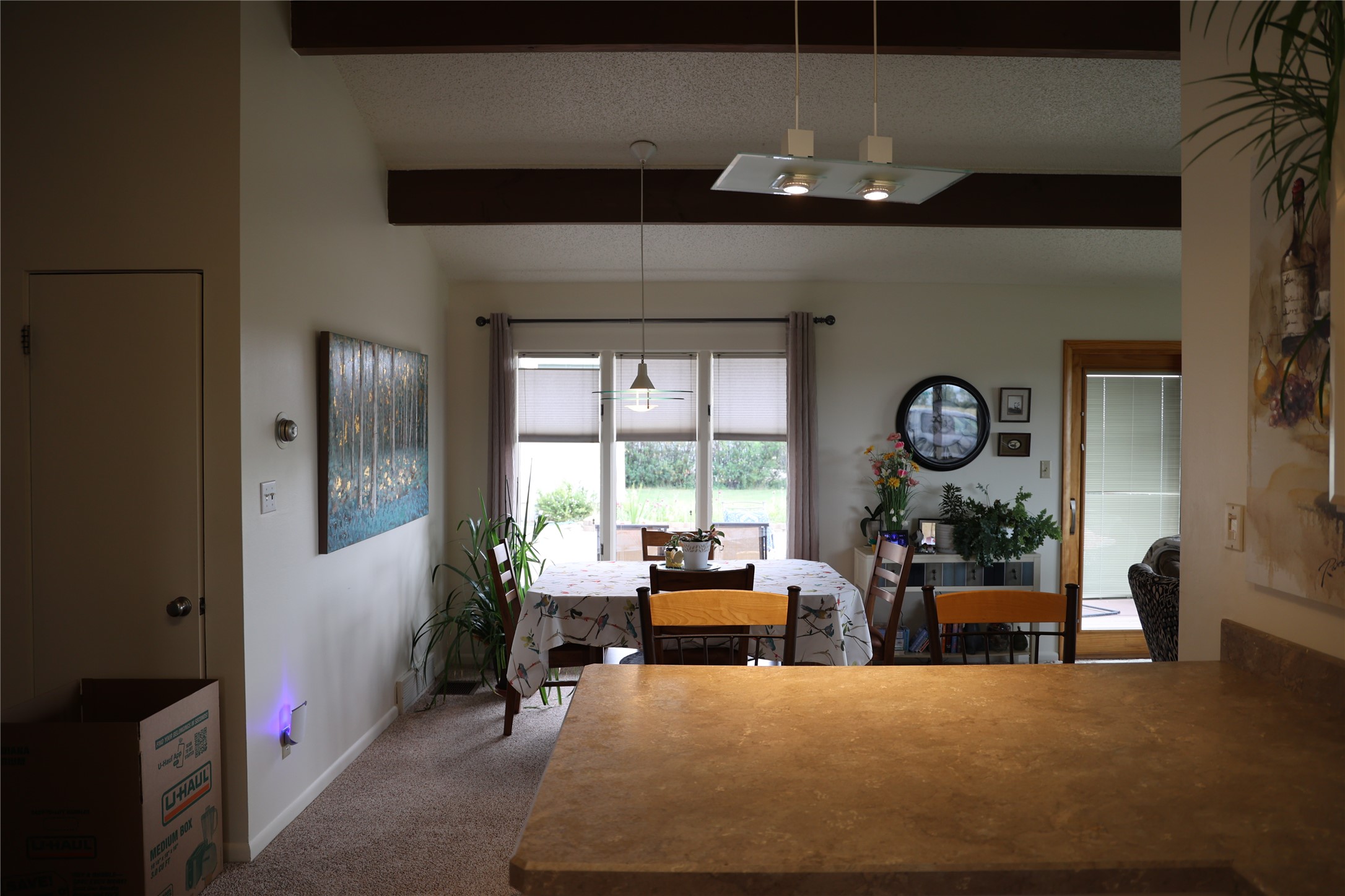 211 Illinois Avenue Property Photo 11