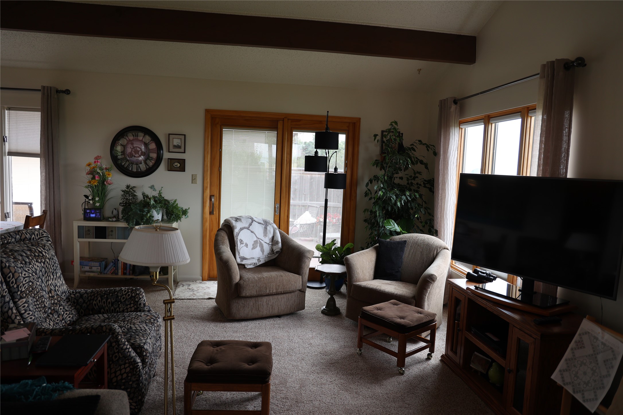 211 Illinois Avenue Property Photo 17