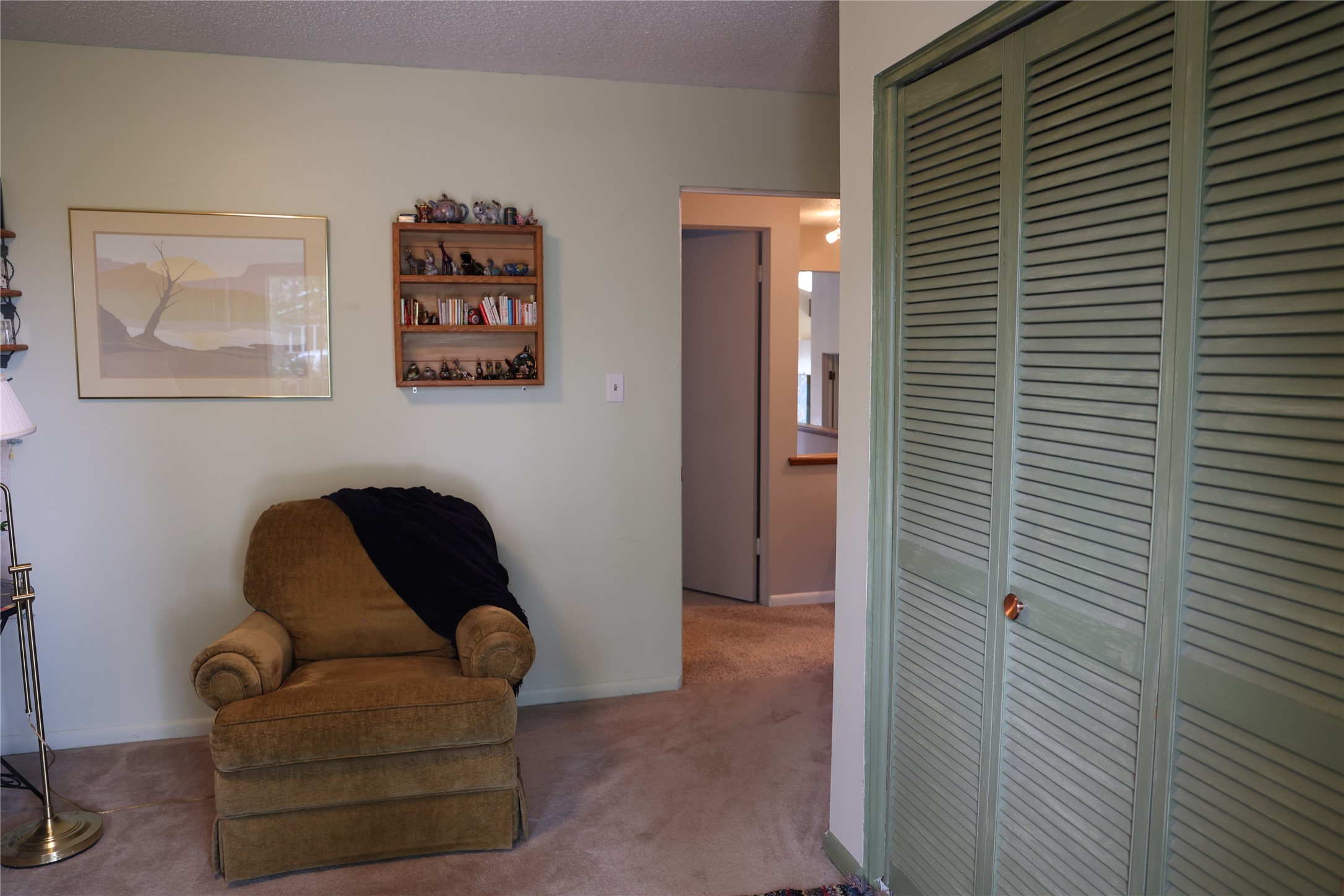 211 Illinois Avenue Property Photo 32