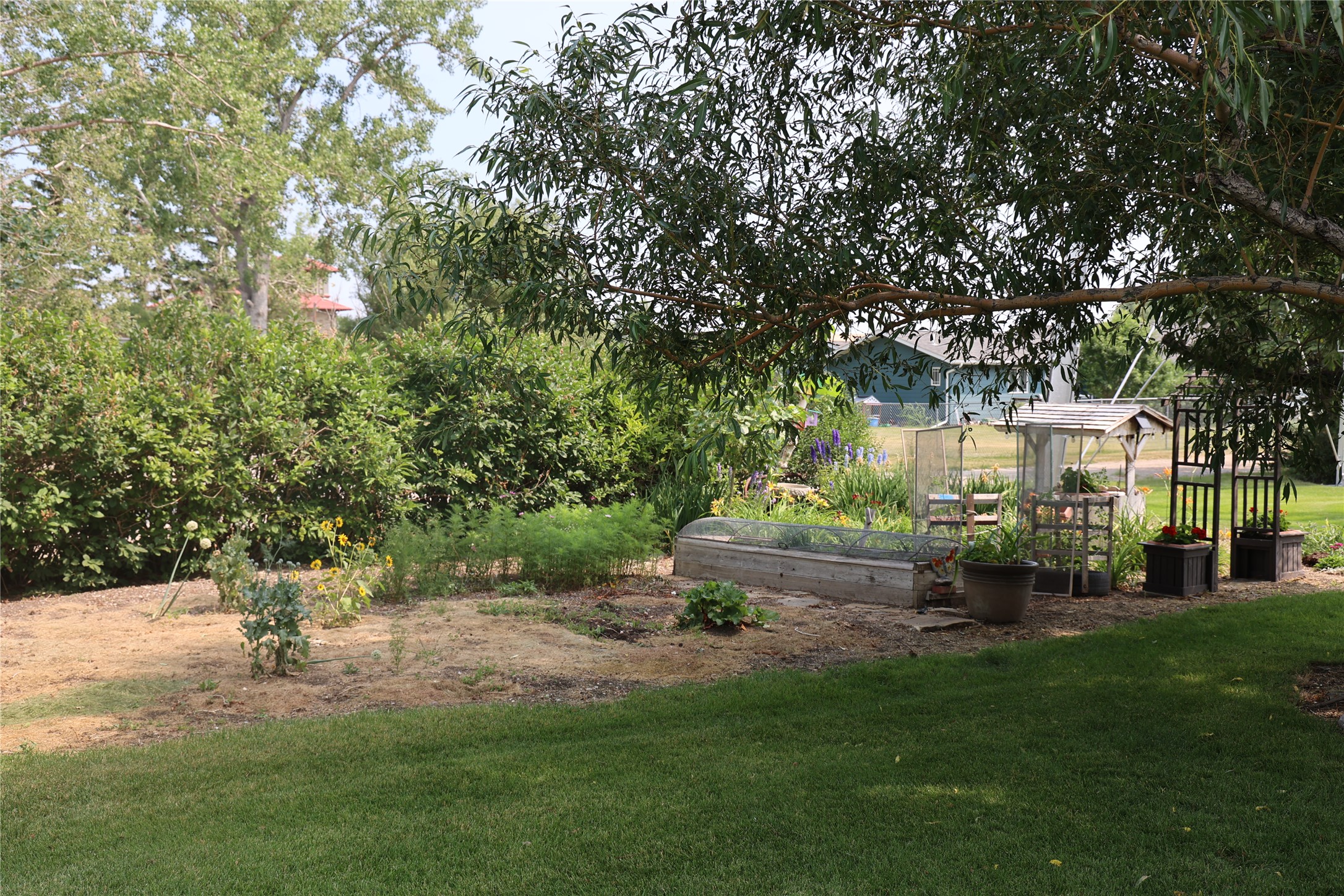 211 Illinois Avenue Property Photo 61