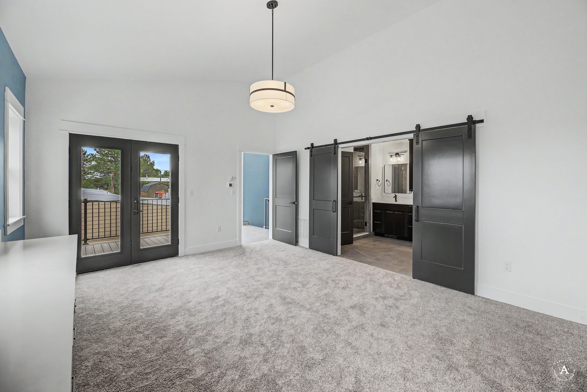 2217 Hauser Boulevard Property Photo 17