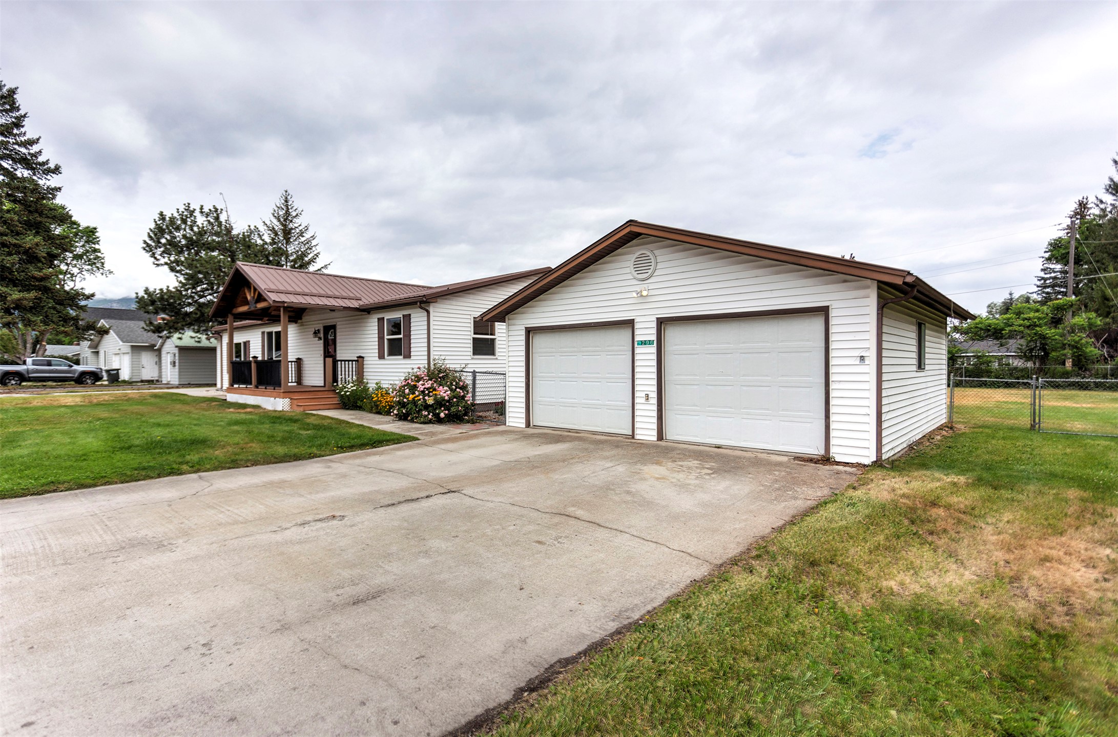 296 S Sapphire Street Property Photo 46