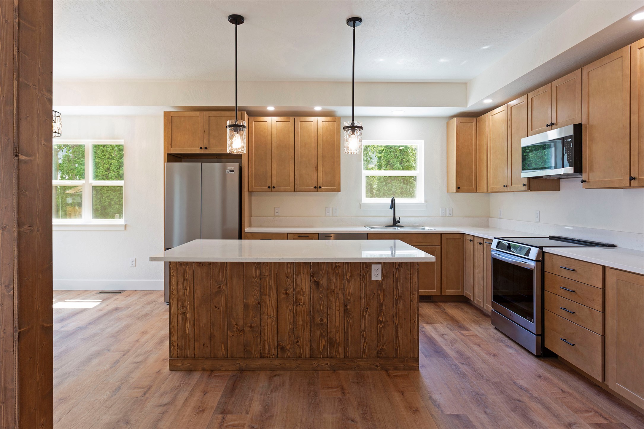 106 3rd Street Property Photo 5