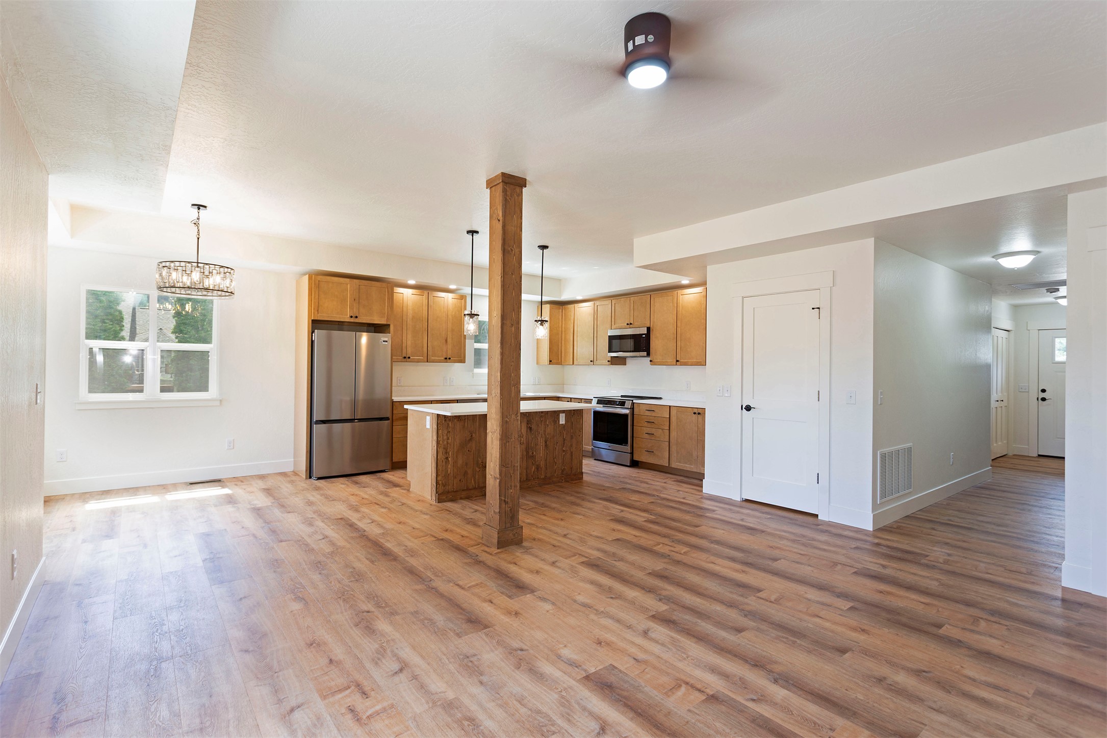 106 3rd Street Property Photo 24