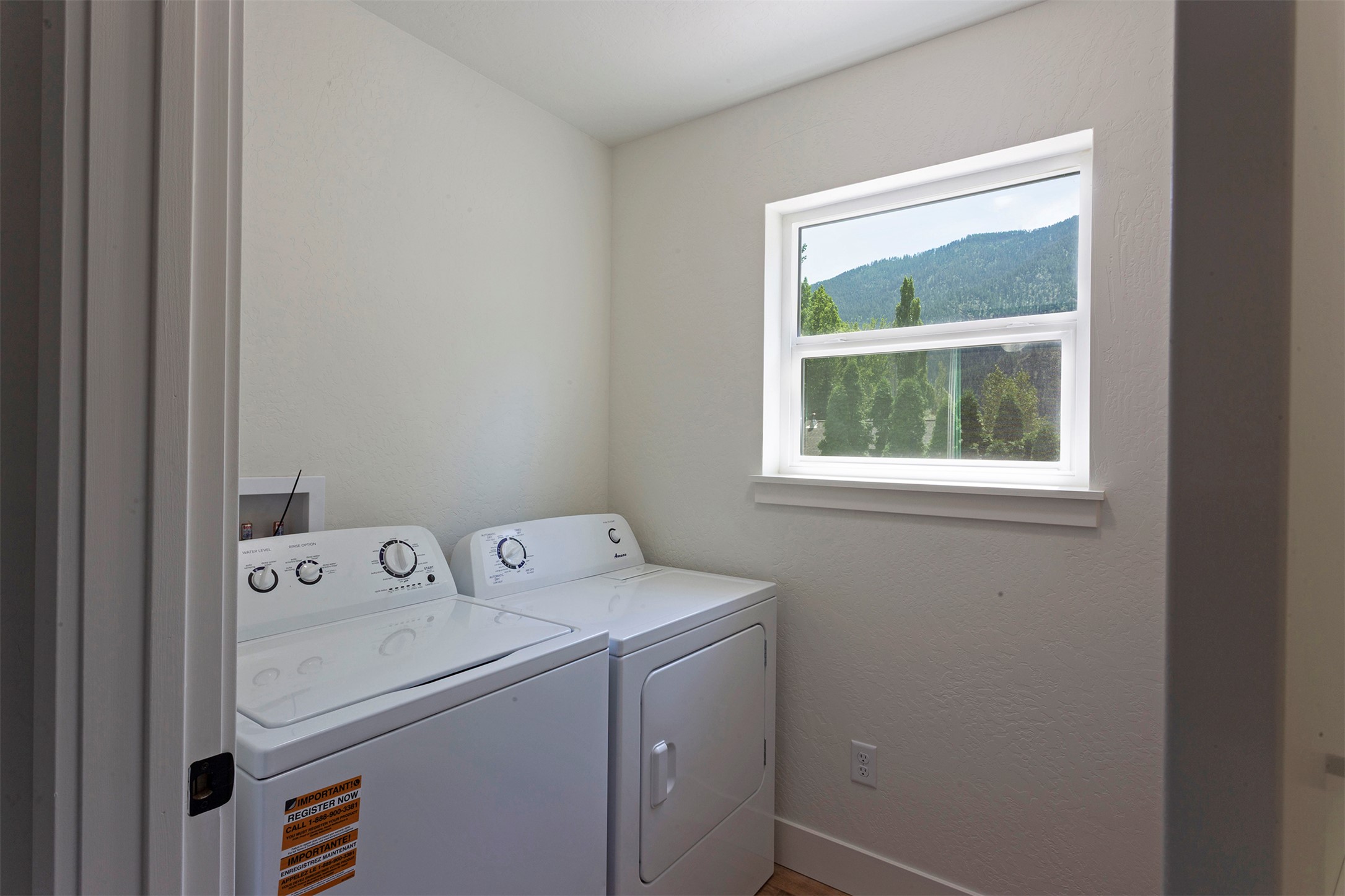 106 3rd Street Property Photo 28