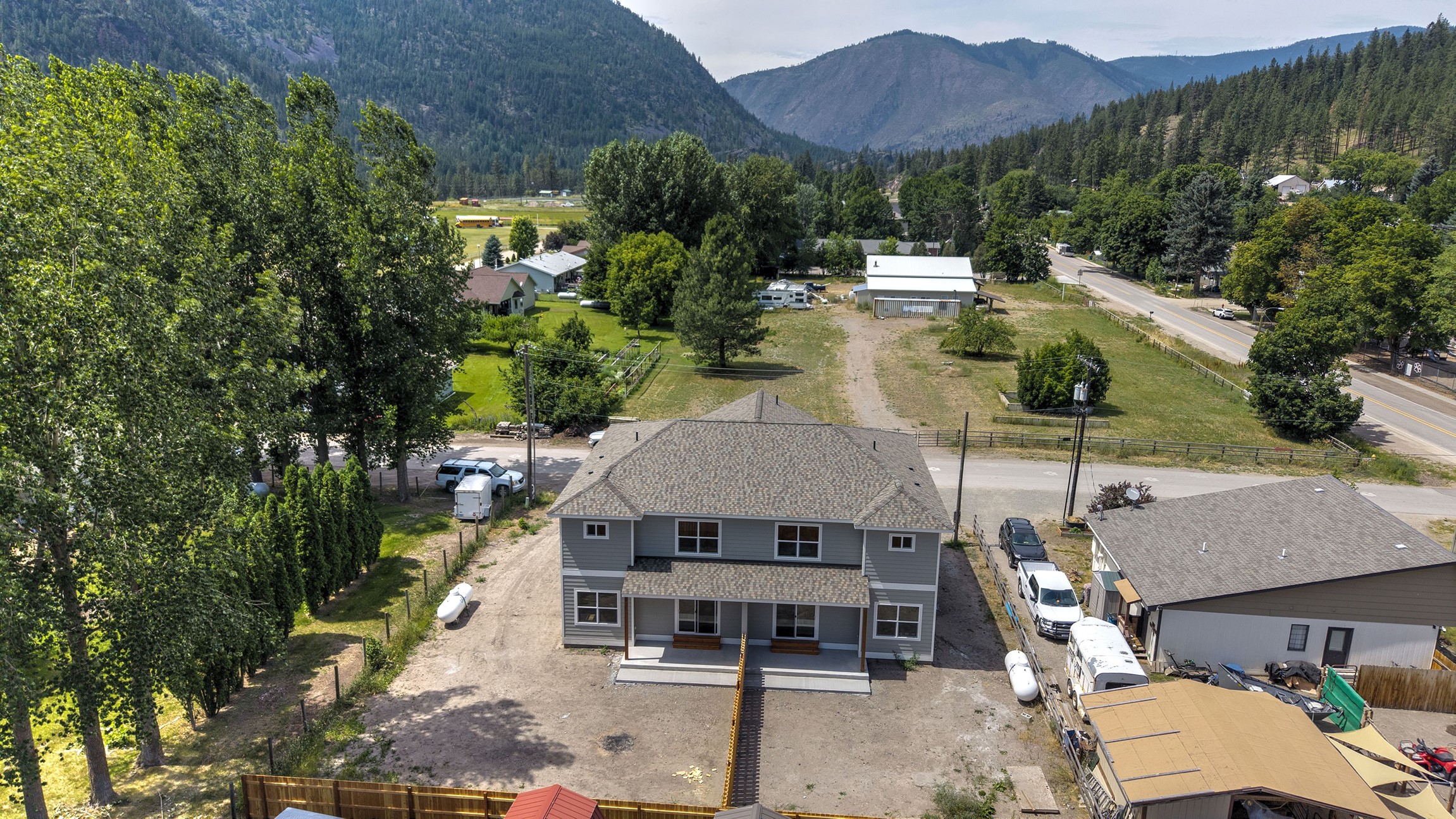 106 3rd Street Property Photo 32