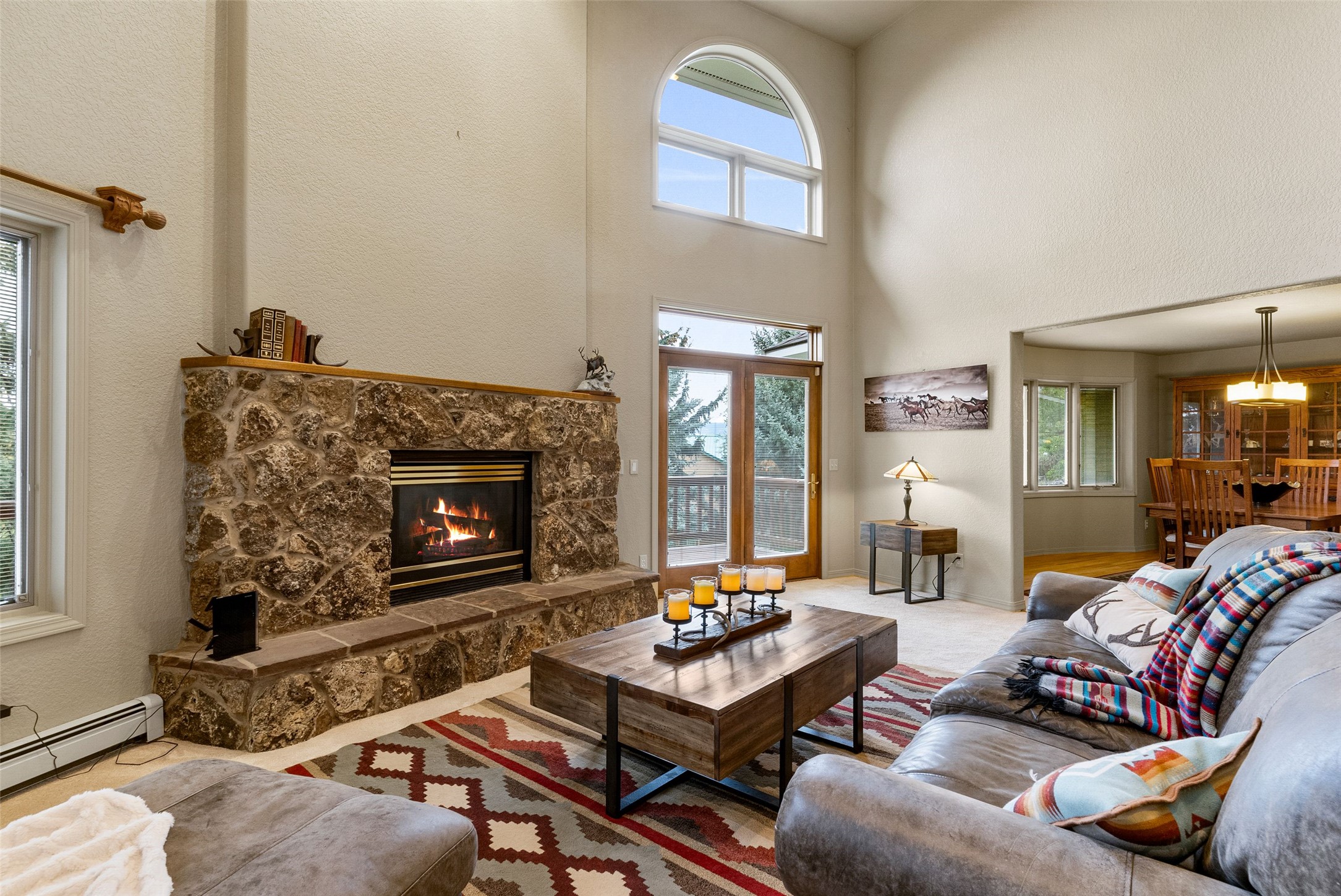 104 Black Pine Trail Property Photo 4