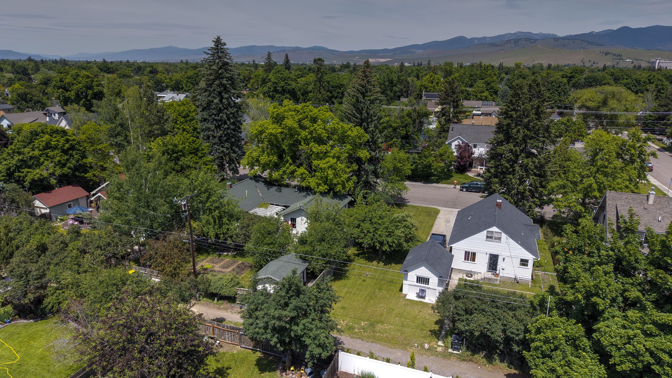 Nhn E Kent Avenue Property Photo 12
