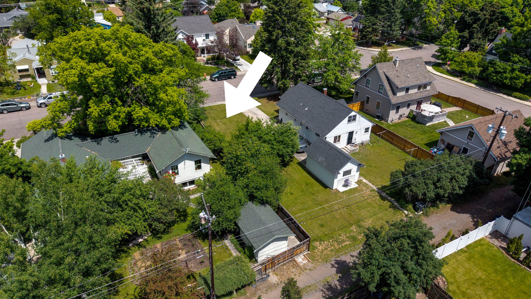Nhn E Kent Avenue Property Photo 13