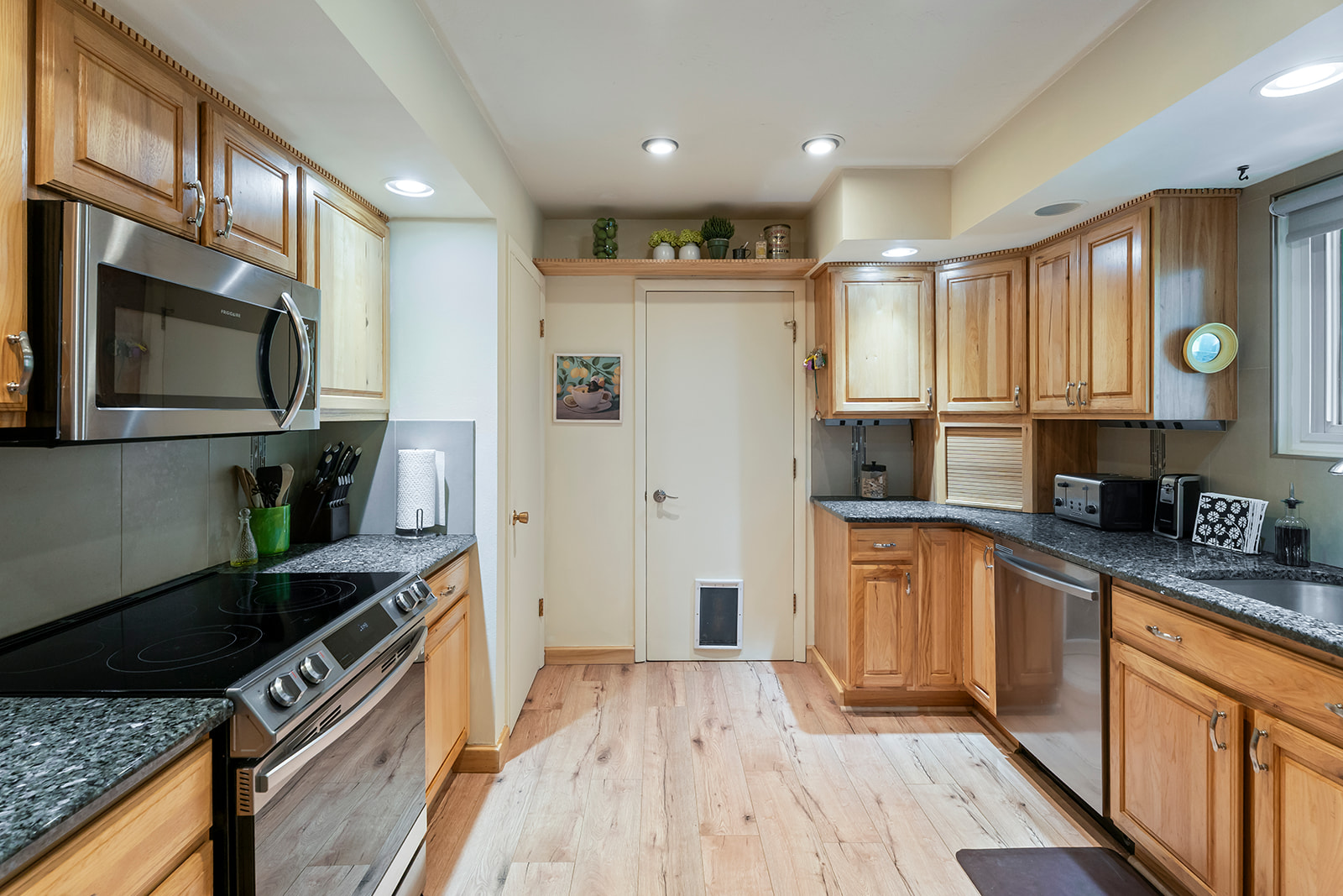 935 Vallejo Road Property Photo 13