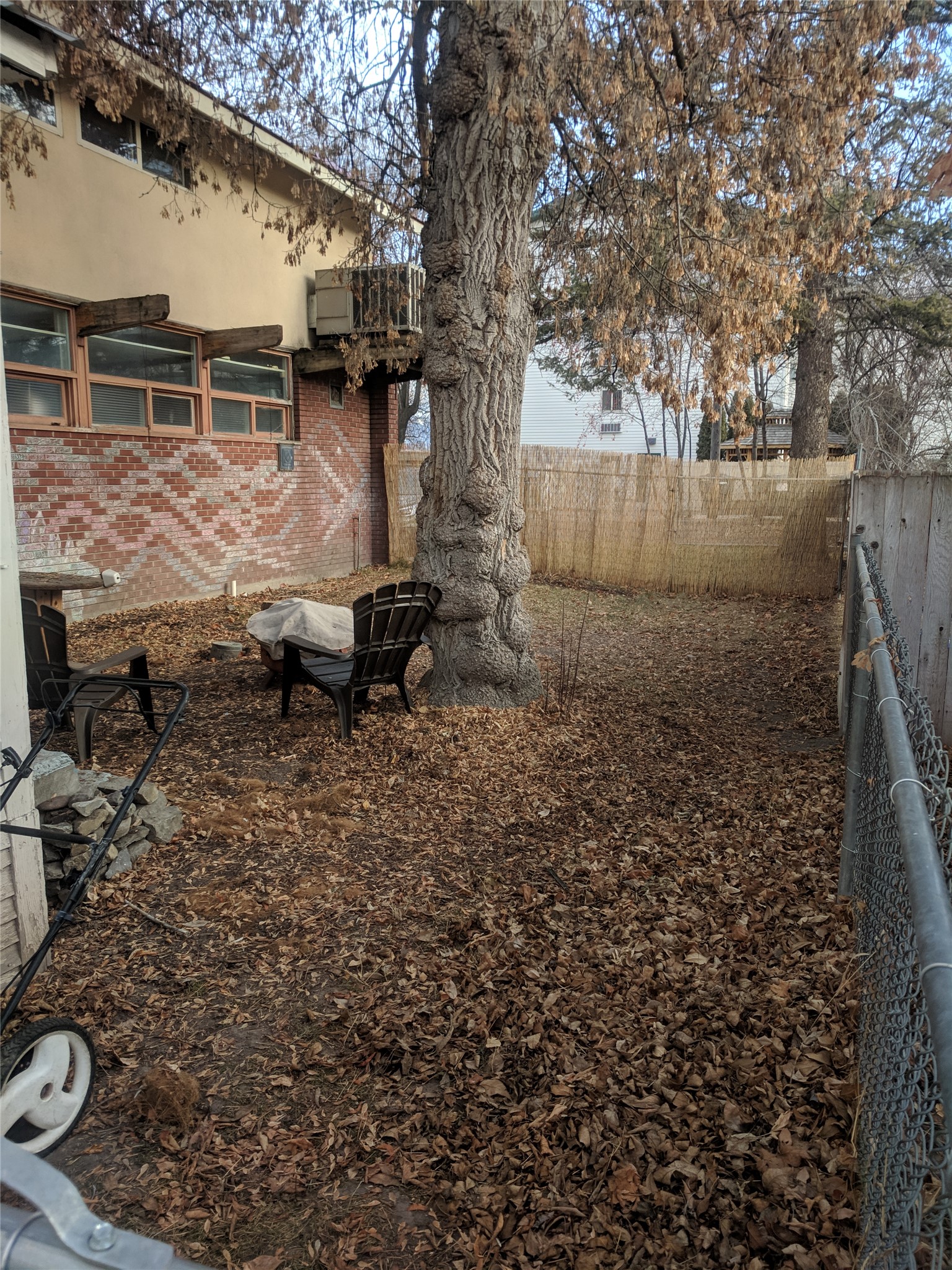 140 5th Street W Property Photo 18