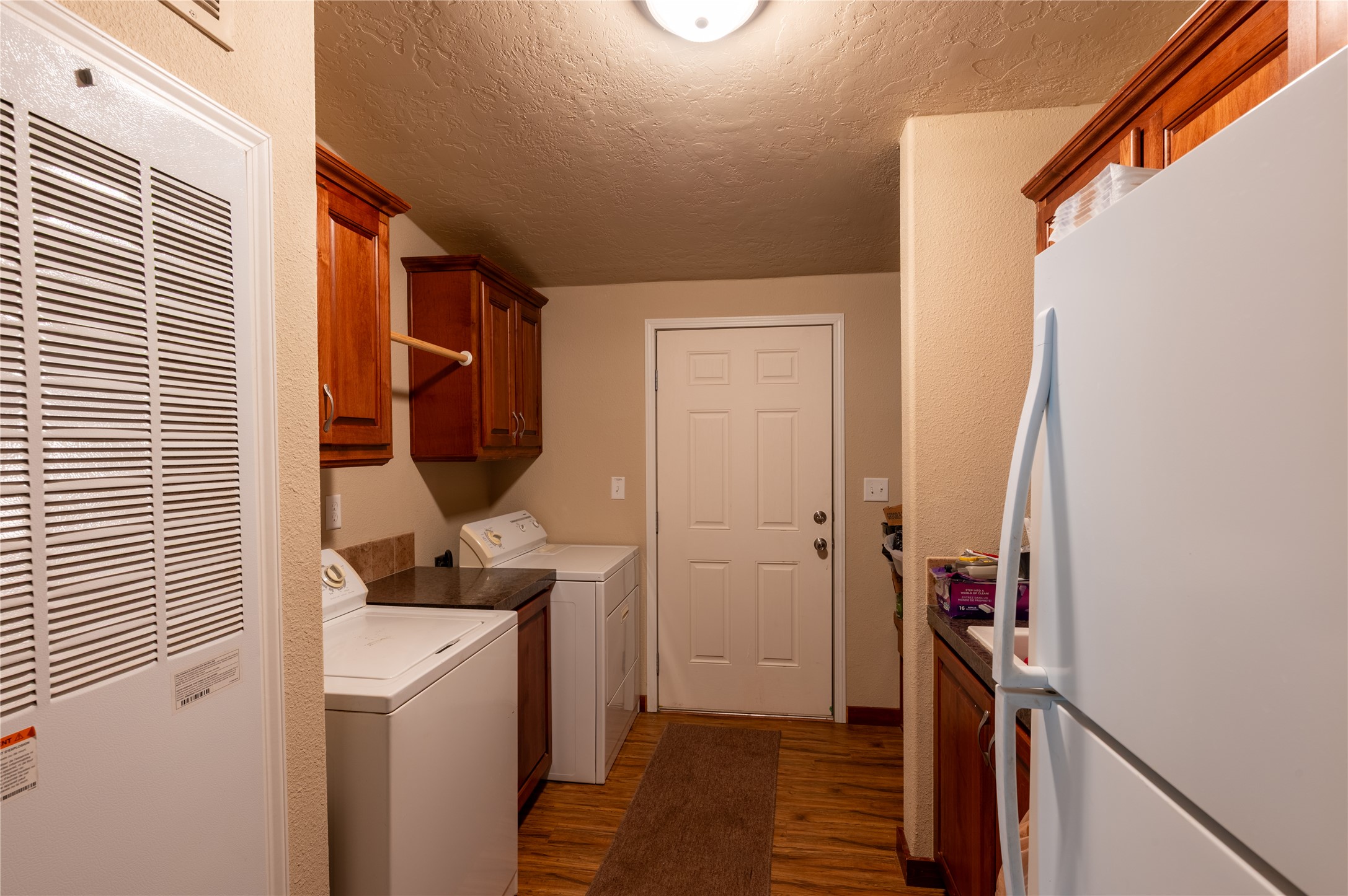 329 E Lynch Street Property Photo 25