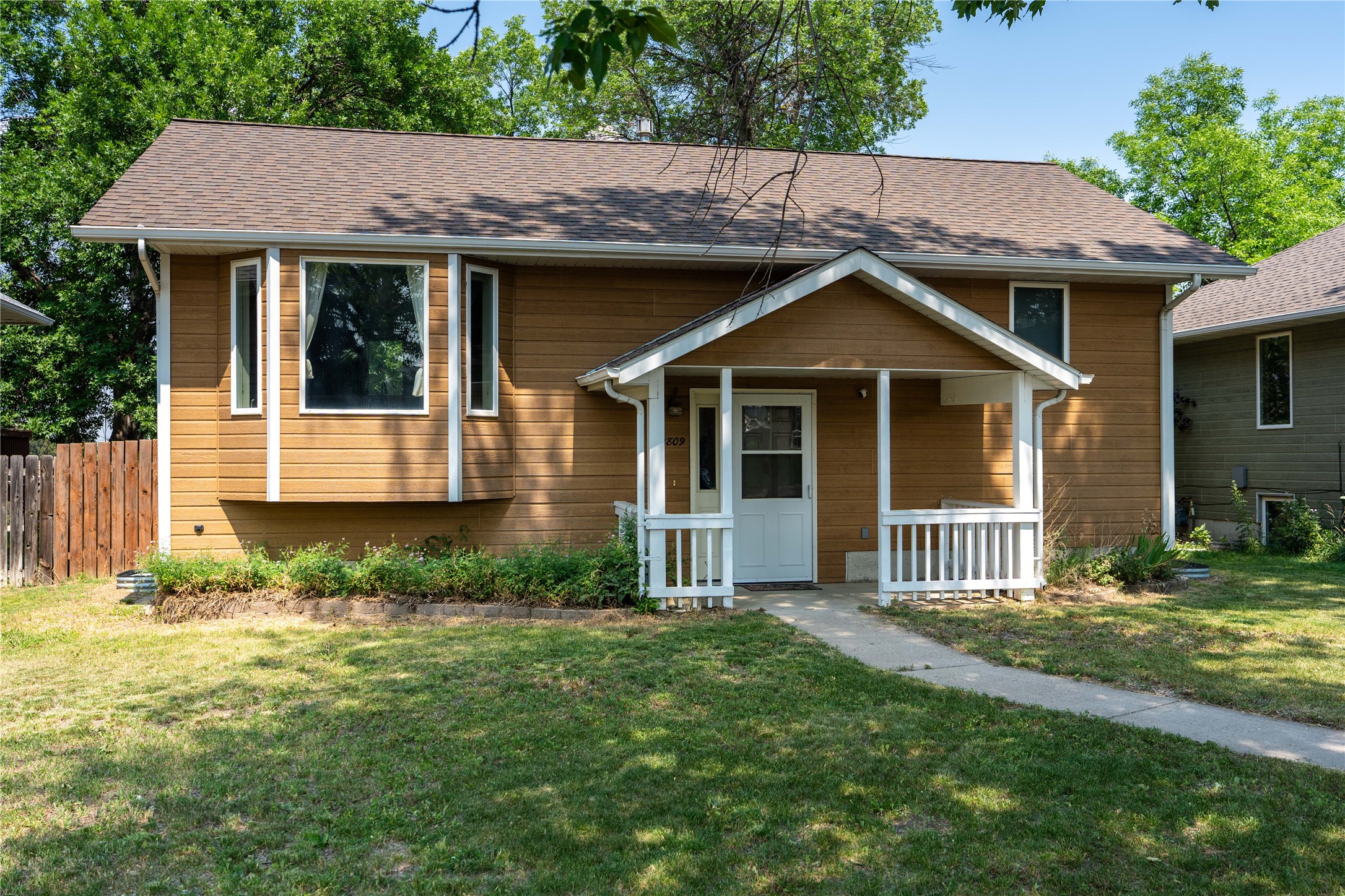 1809 9th Avenue S Property Photo 1