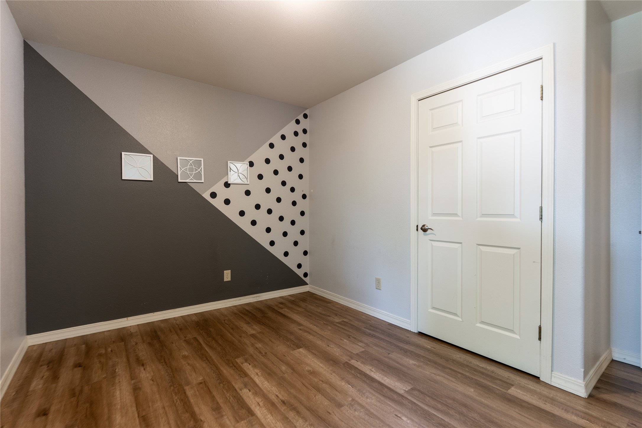 1809 9th Avenue S Property Photo 18