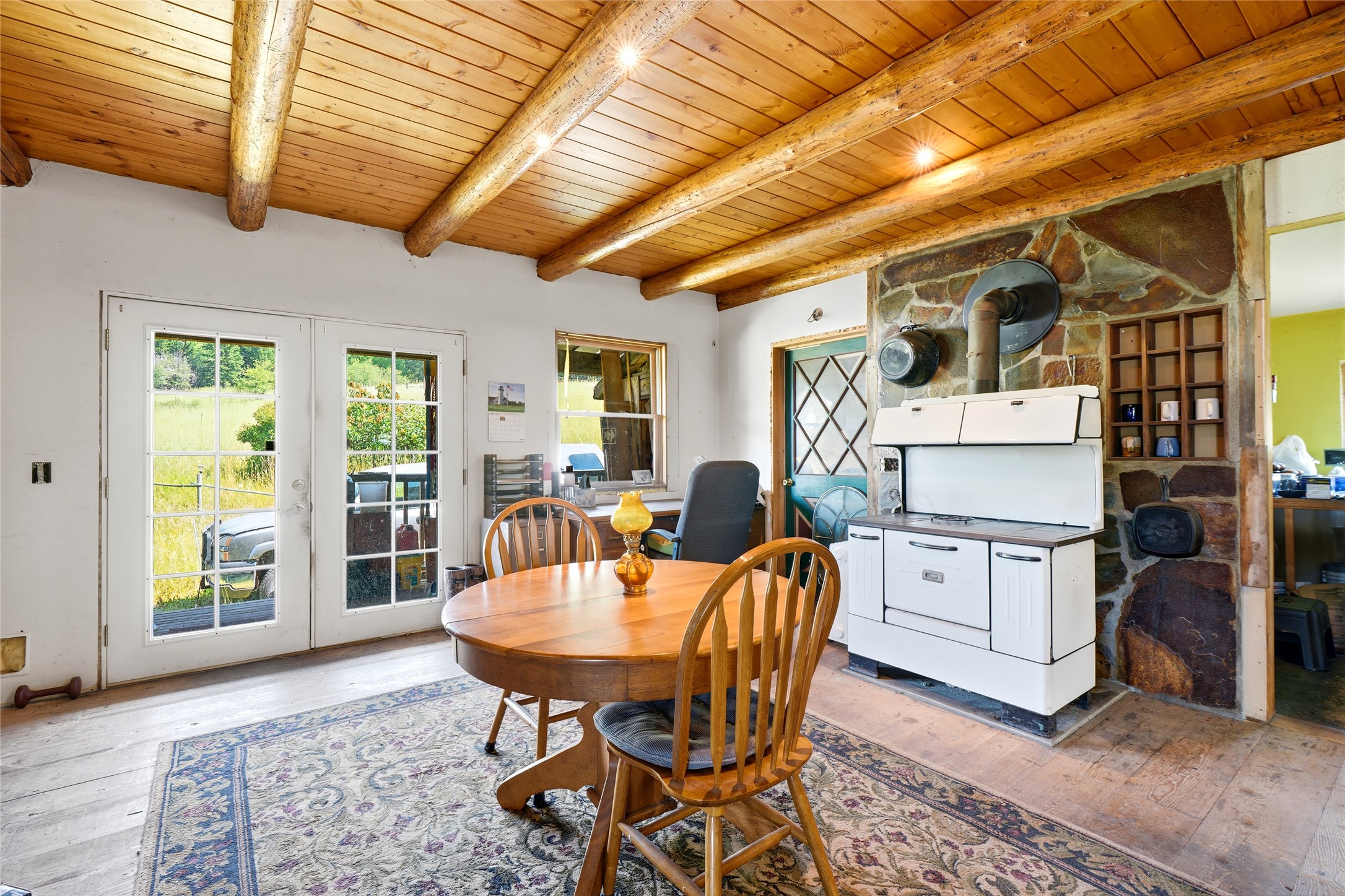 526 Stoddard Ranch Road Property Photo 11