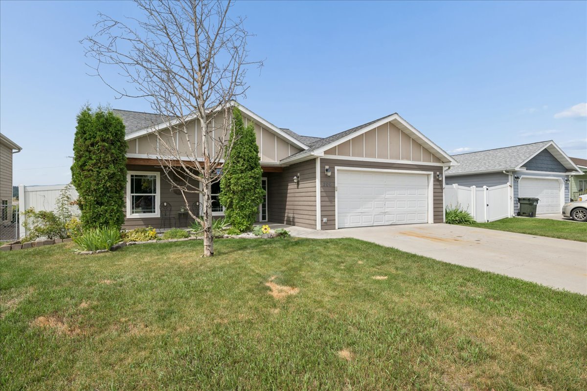 206 Jackson Peak Drive Property Photo 1