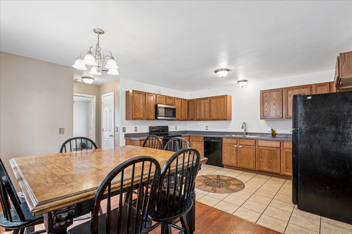 206 Jackson Peak Drive Property Photo 5