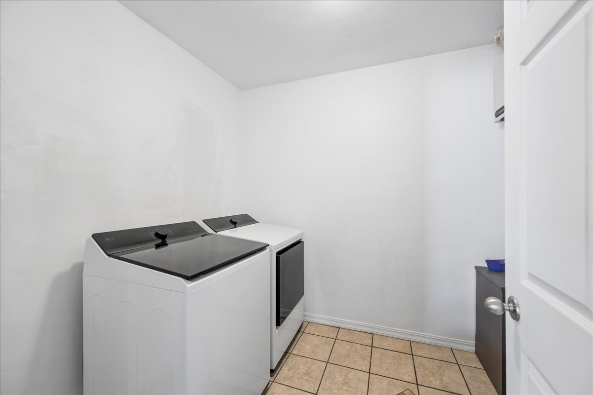 206 Jackson Peak Drive Property Photo 26
