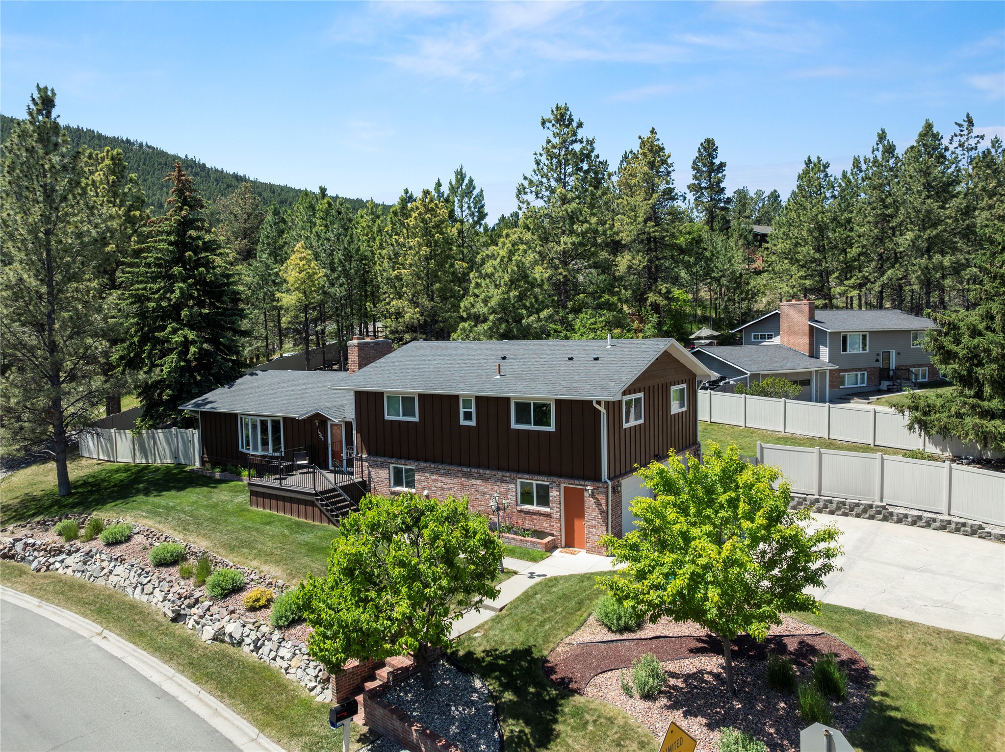 1904 Gold Rush Avenue Property Photo 1