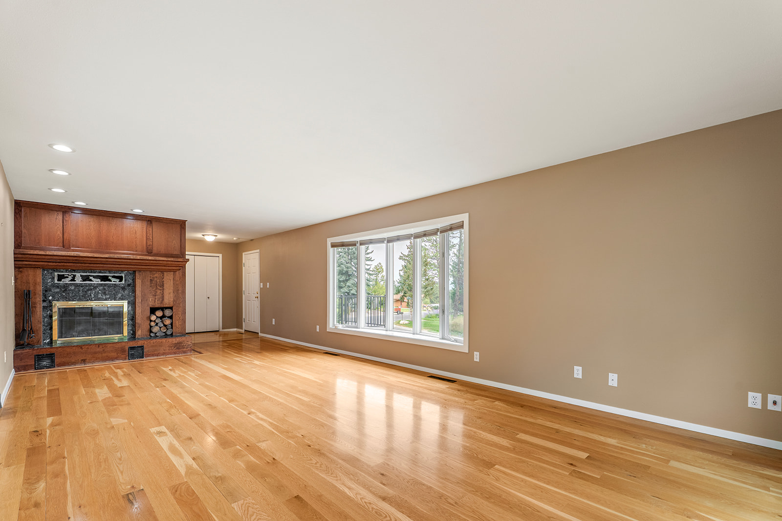 1904 Gold Rush Avenue Property Photo 7