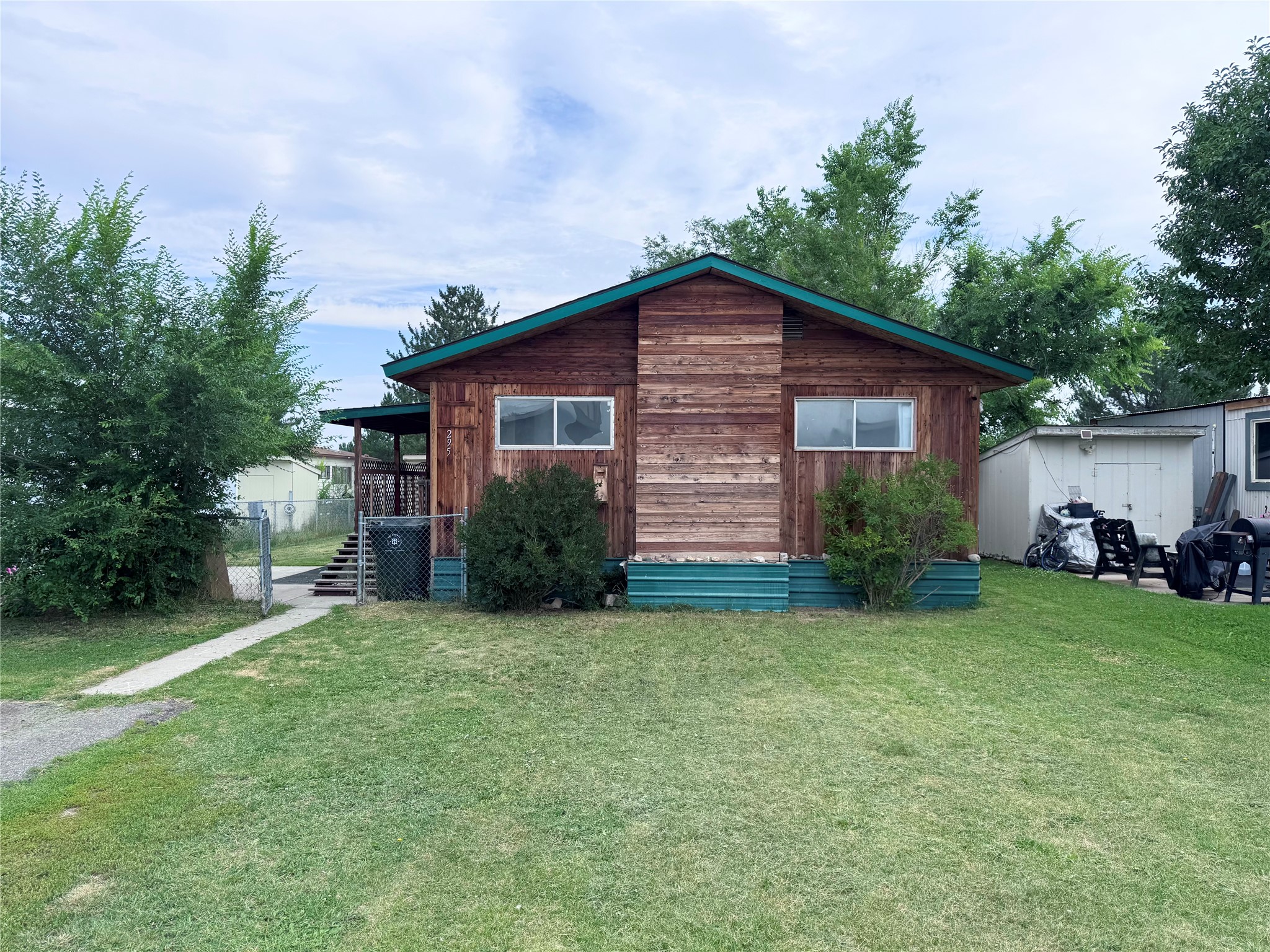 2958 Sunny Side Road Property Photo 1