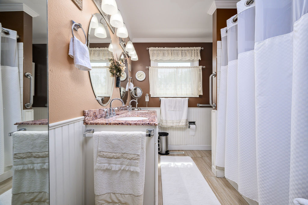 1903 Forest Park Drive Property Photo 8