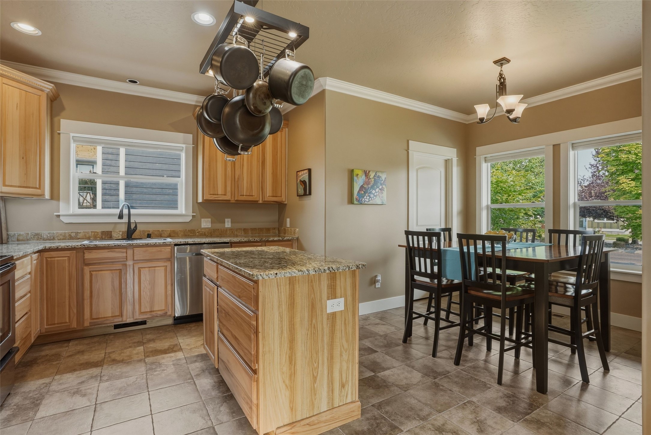 5111 Cattle Drive Property Photo 14